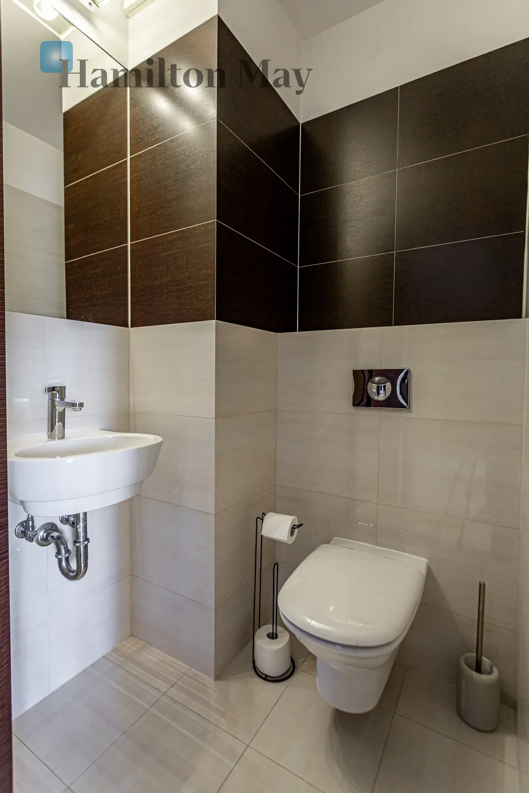 Street: Zawiszy Region: Wola Subregion: Młynów Distance to centre: 3.83 km Level: 4 Price: 6500 PLN - slider
