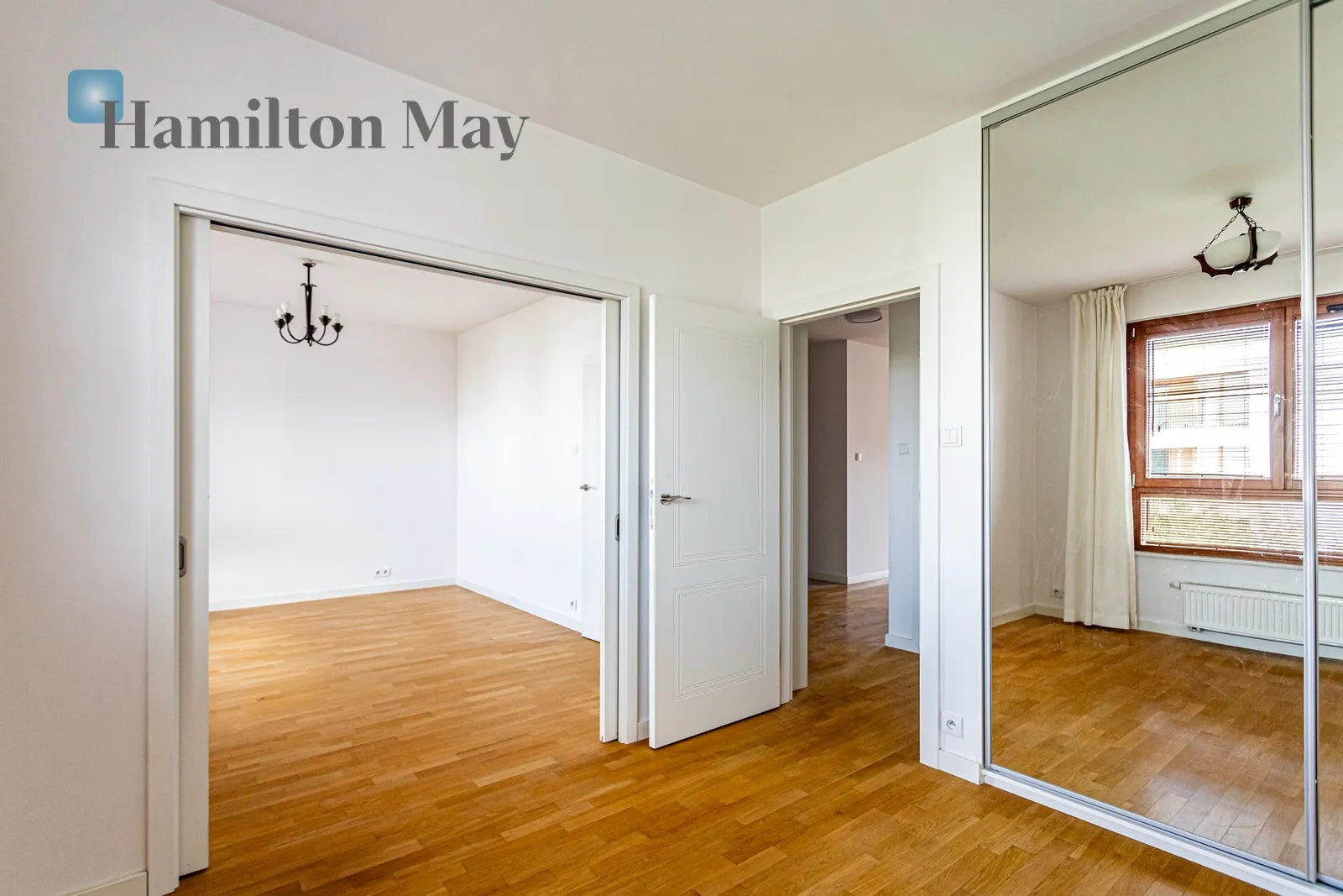 Distance to centre: 8.57 km Level: 3 Price: 2279000 PLN Bedrooms: 2 Bathrooms: 2 Size: 91.17m2 Price/m2: 24997 PLN - slider