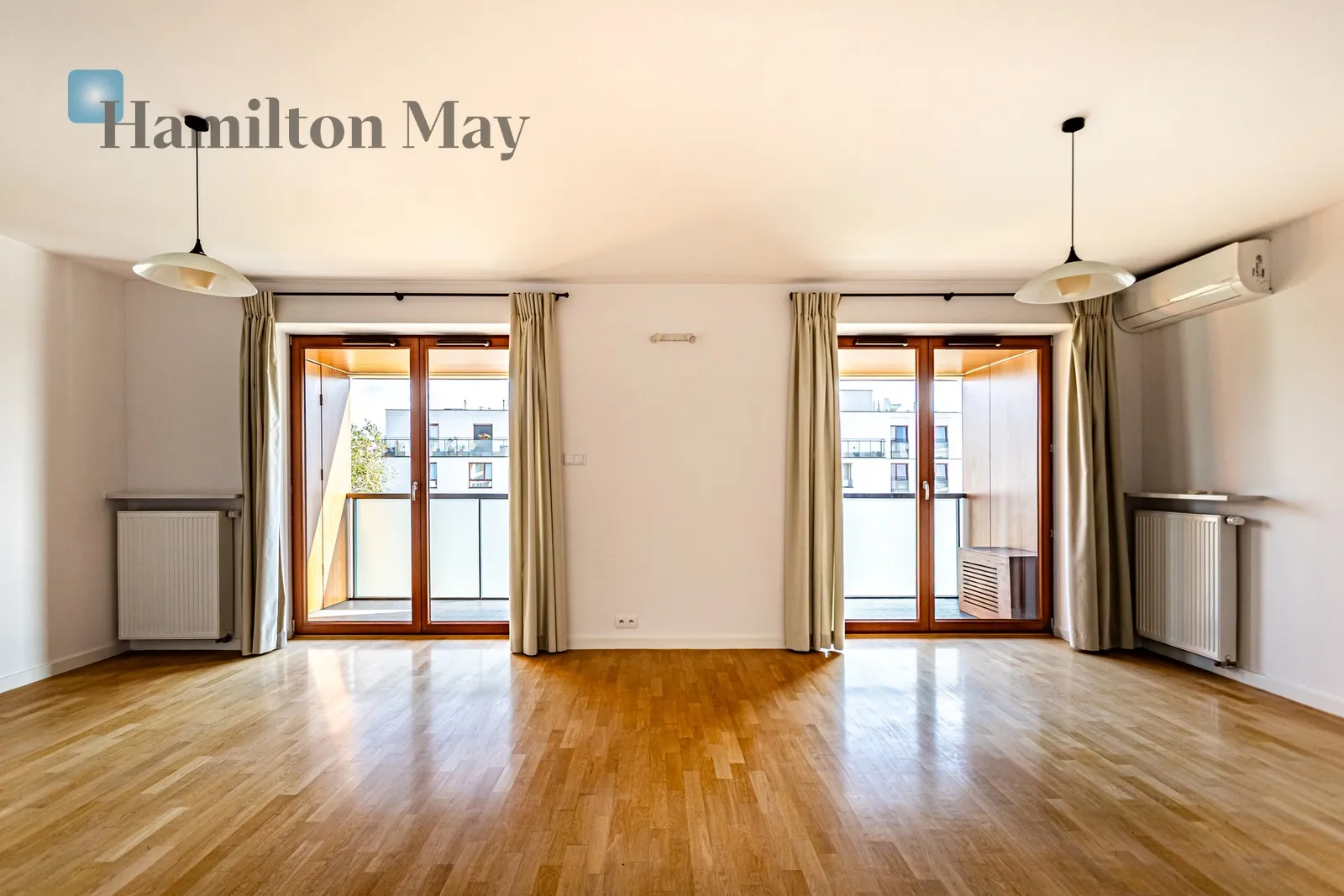 Street: Krzysztofa Kieślowskiego Region: Wilanów Subregion: Błonia Wilanowskie Distance to centre: 8.57 km Level: 3 Price: 2279000 PLN Bedrooms: 2 Bathrooms: 2 Size: 91.17m2 Price/m2: 24997 PLN - slider