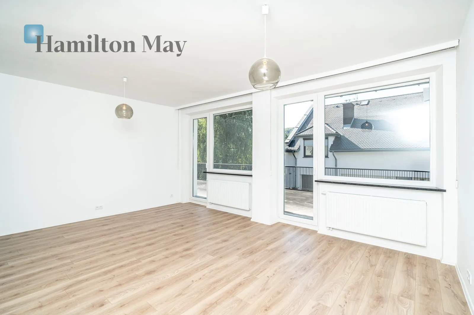 City: Kraków Street: Królowej Jadwigi Region: Zwierzyniec Subregion: Wola Justowska Price: 9400 PLN Bedrooms: null Bathrooms: null Plot size: nullm2 - slider