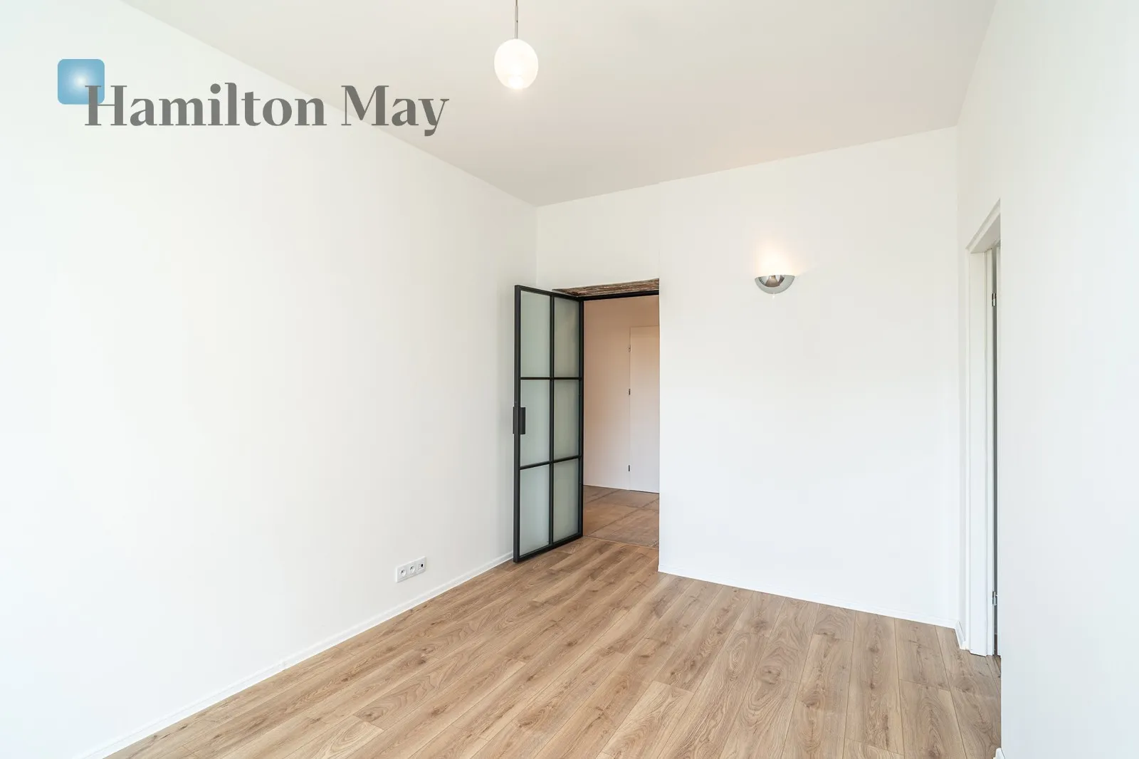 Subregion: Wola Justowska Price: 9400 PLN Bedrooms: null Bathrooms: null Plot size: nullm2 Layout: null - slider