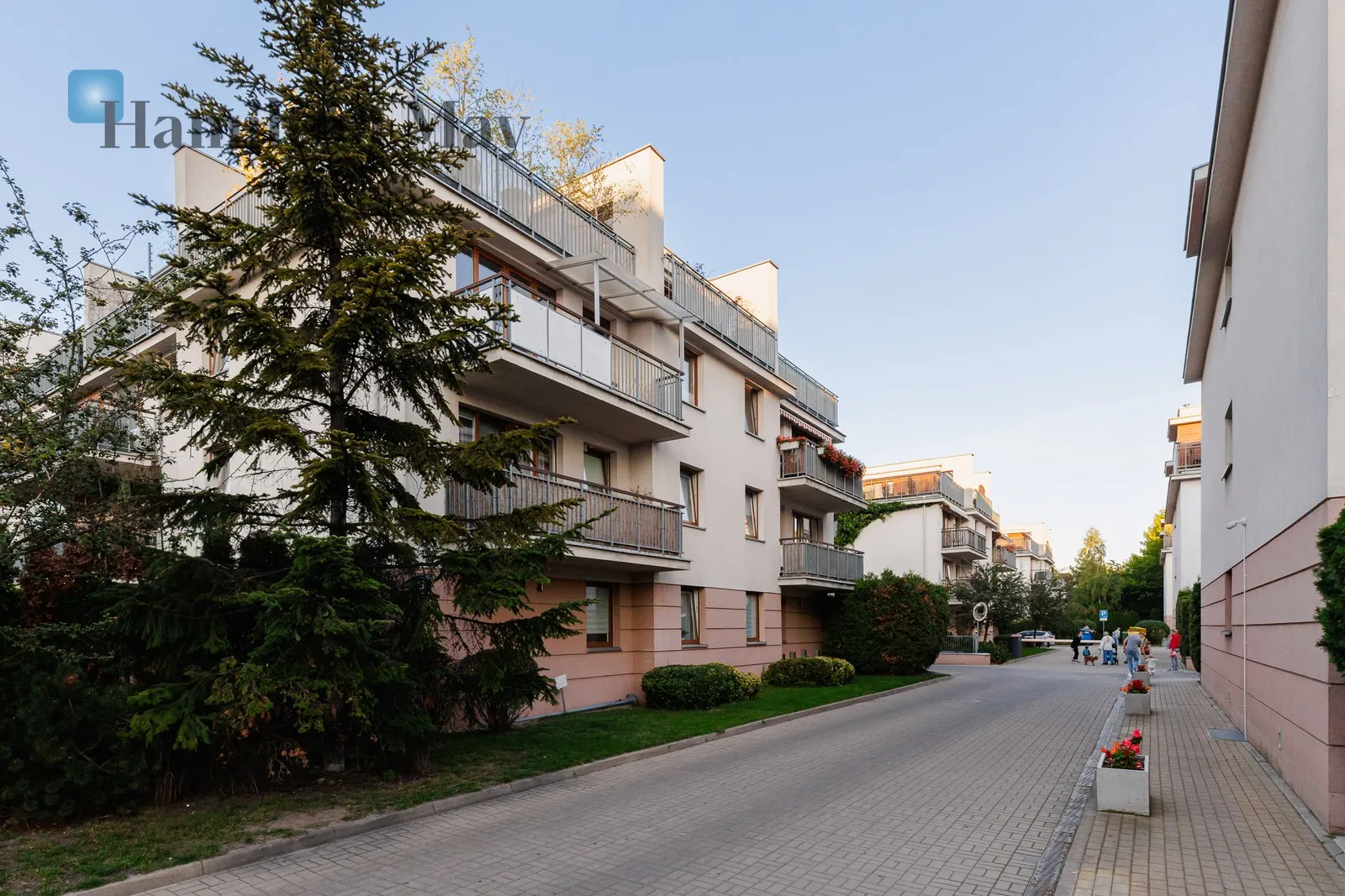 City: Warszawa Street: Rybitwy Region: Ursynów Subregion: Stary Imielin Distance to centre: 8.76 km - slider