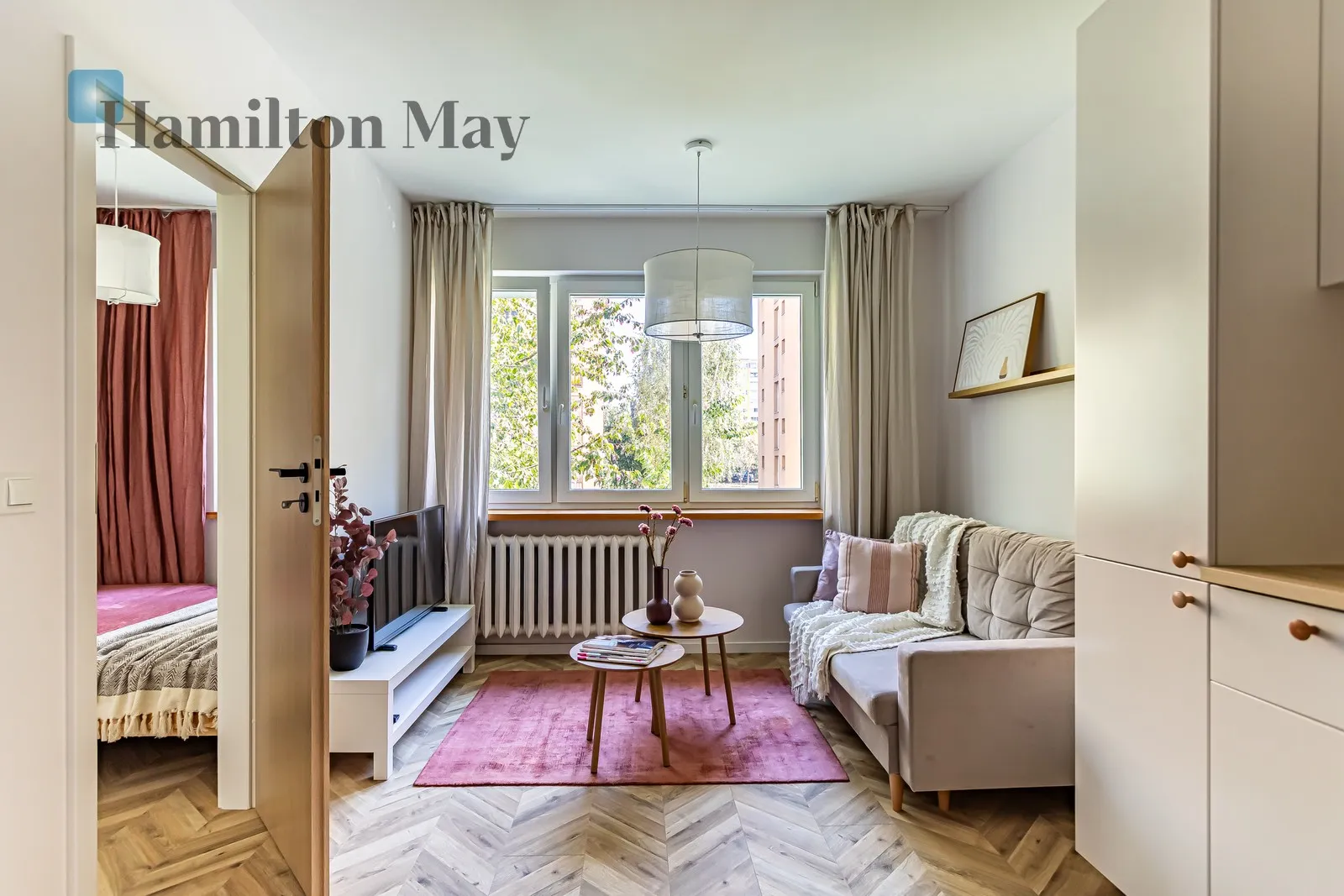 City: Warszawa Street: Mordechaja Anielewicza Region: Wola Subregion: Mirów Distance to centre: 2.83 km Level: 1 Price: 669000 PLN Bedrooms: 1 Bathrooms: 1 Size: 27m2 - slider