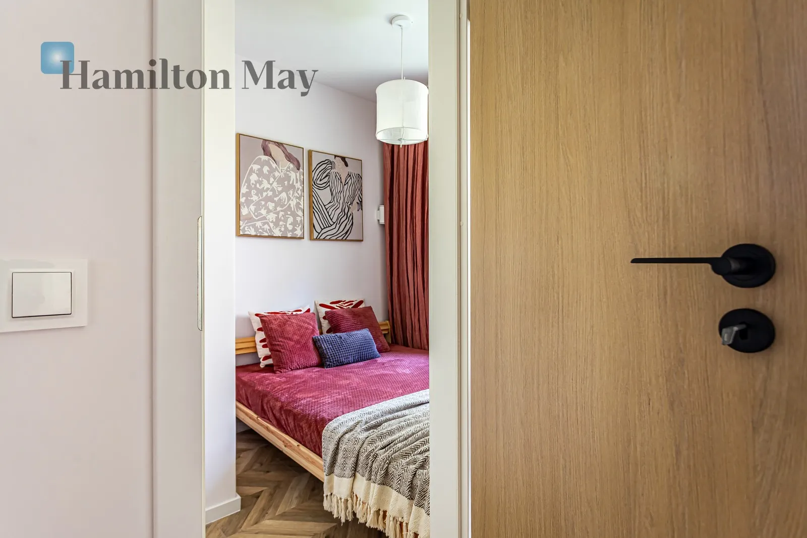 Street: Mordechaja Anielewicza Region: Wola Subregion: Mirów Distance to centre: 2.83 km Level: 1 Price: 669000 PLN Bedrooms: 1 Bathrooms: 1 - slider