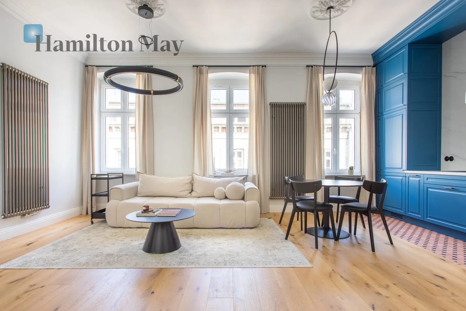 Region: Krzyki Subregion: Przedmieście Oławskie Distance to centre: 1.21 km Level: 3 Price: 7000 PLN Bedrooms: 2 Bathrooms: 2 Size: 127.7m2 - slider