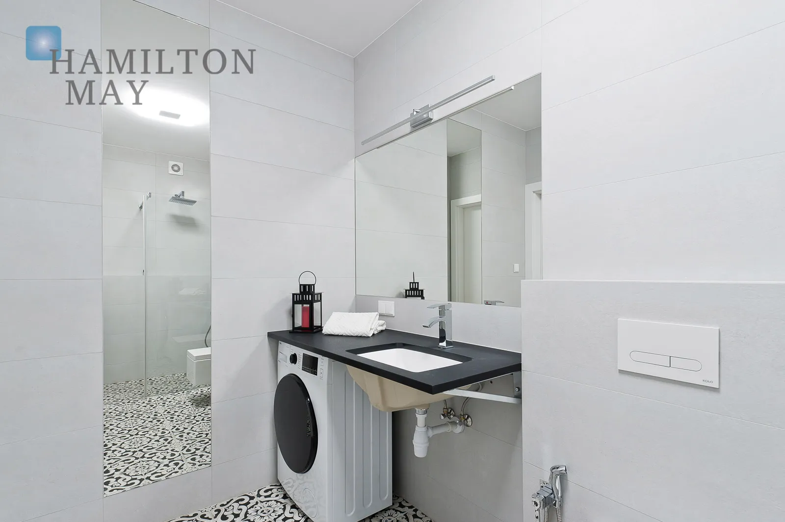 A modern apartment in the prestigious Ludwinów development on the Vistula Boulevards - slider