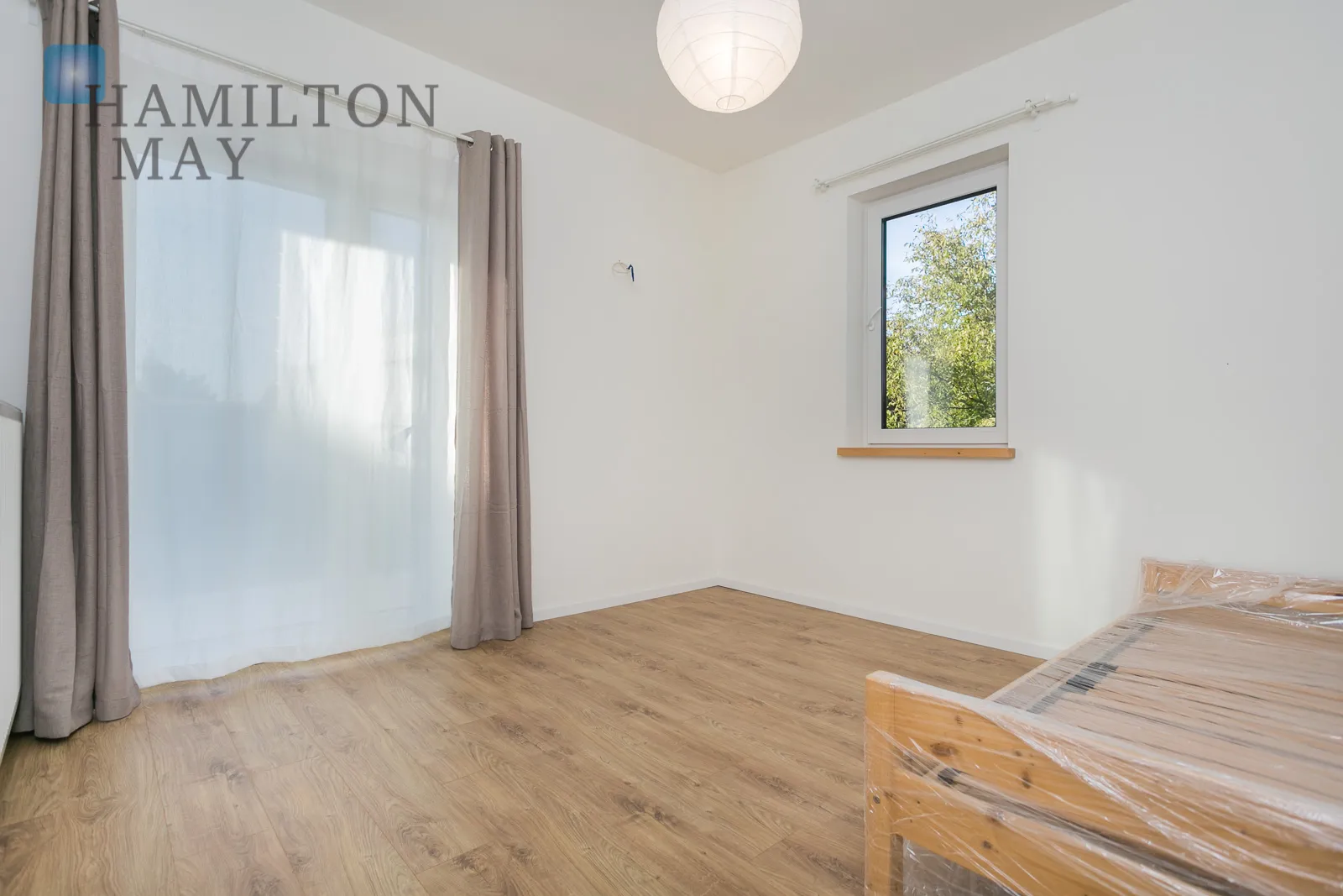 Two-bedroom apartment with a beautiful view of Przegorzały - slider