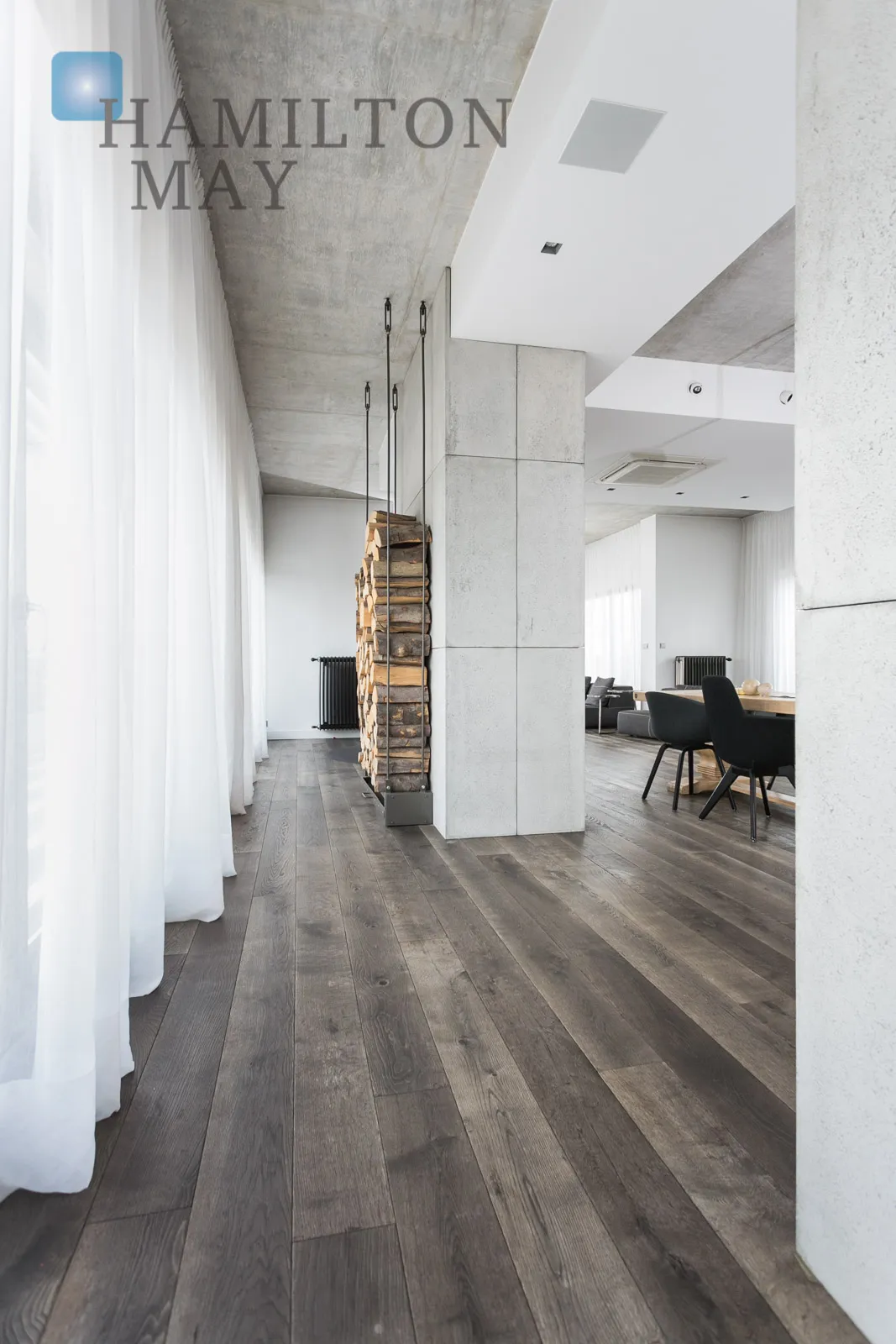 An exclusive loft-style apartment located in a trending district of Krakow - Zabłocie - slider