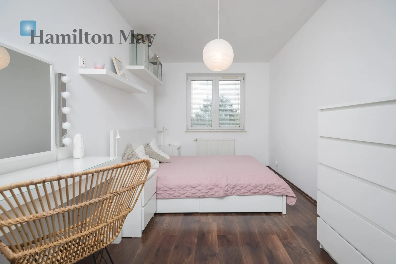 Level: 6 Price: 1540000 PLN Bedrooms: 3 Bathrooms: 2 Size: 97m2 Price/m2: 15876 PLN - slider