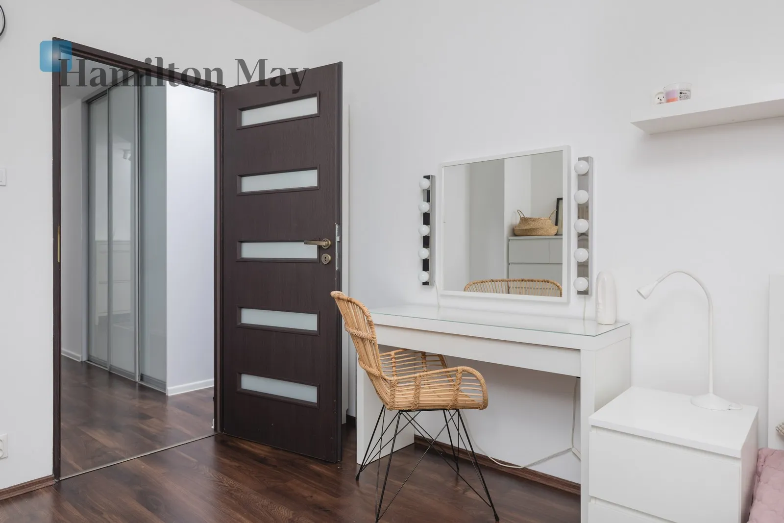 Region: Prądnik Czerwony Level: 6 Price: 1540000 PLN Bedrooms: 3 Bathrooms: 2 - slider