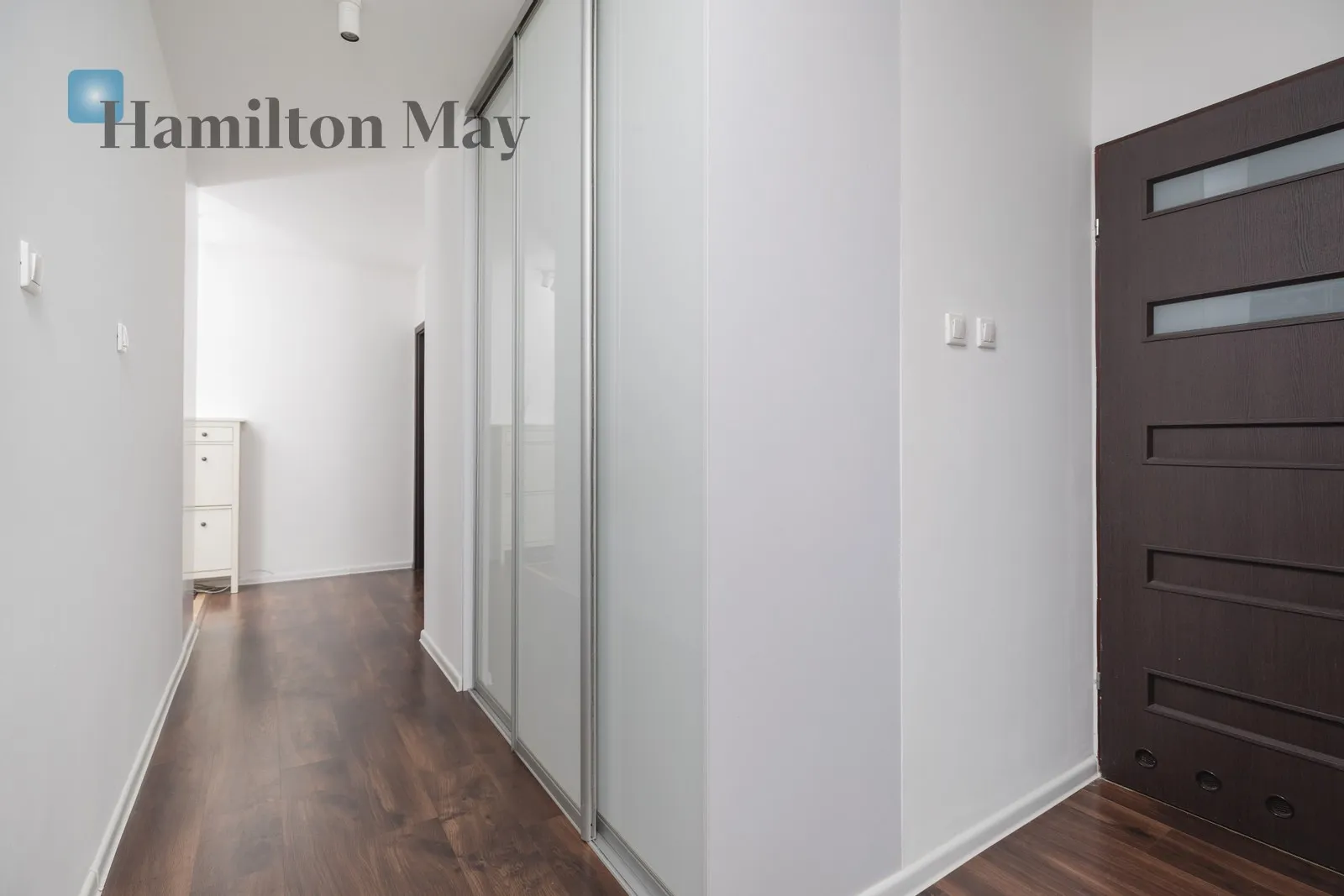 Level: 6 Price: 1540000 PLN Bedrooms: 3 - slider
