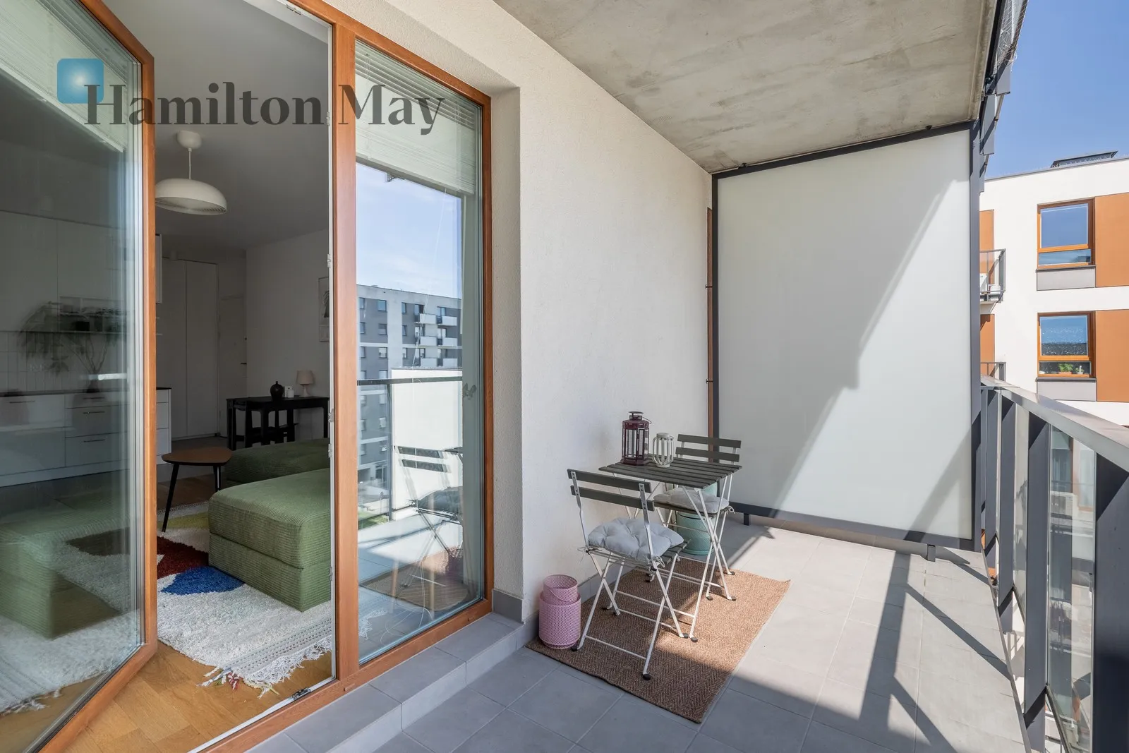 Stylowy apartament z miejscem w garażu podziemnym i komórką lokatorską | ul. Wrocławska - slider