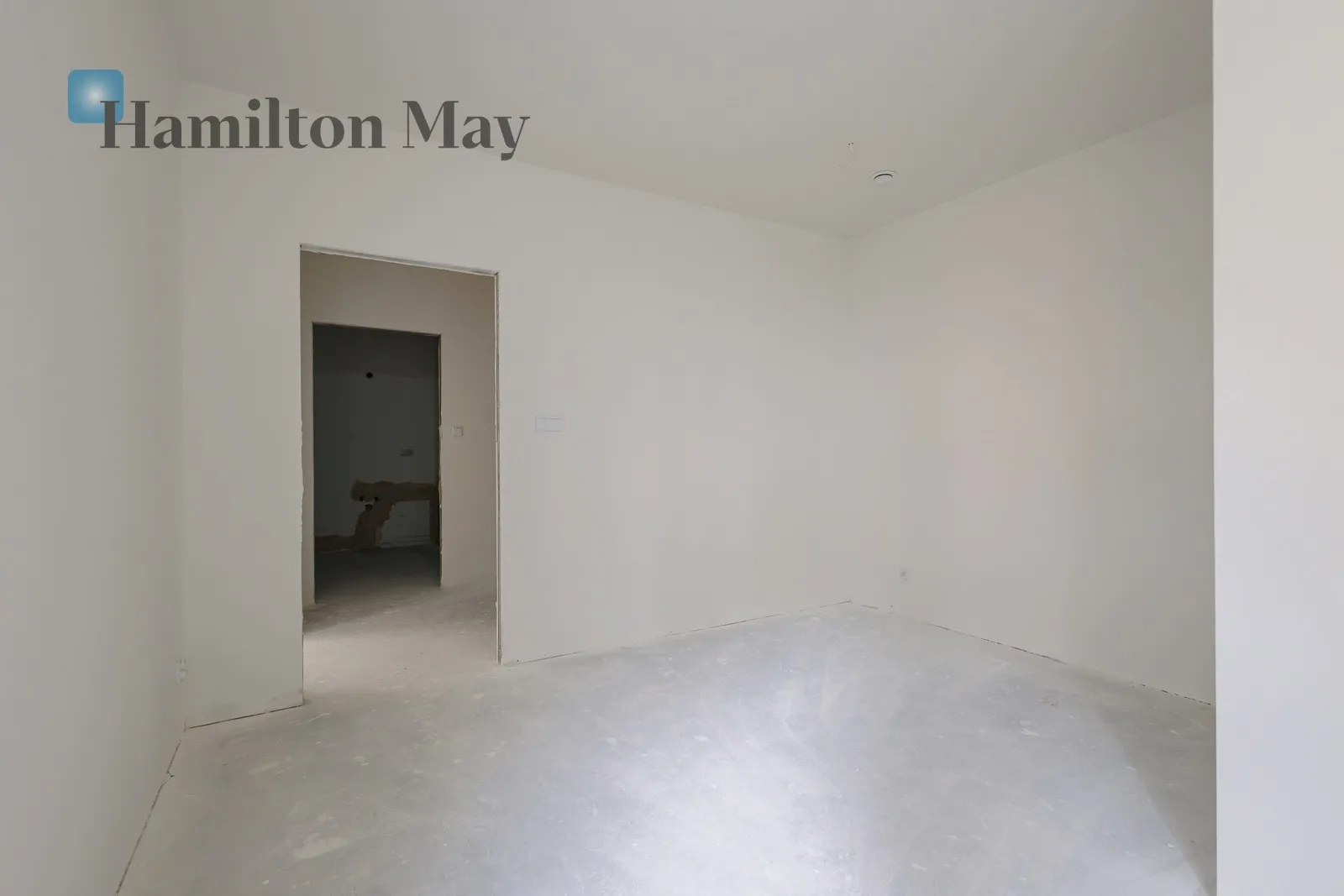 Street: Taborowa Region: Ursynów Subregion: Wyczółki Distance to centre: 7.19 km Level: 1 Price: 1740000 PLN Bedrooms: 3 Bathrooms: 2 Size: 121m2 - slider