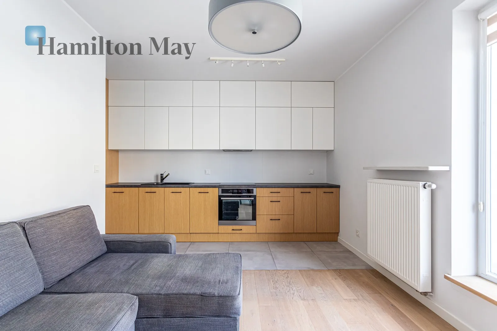 City: Warszawa Street: Gen. Tadeusza Pełczyńskiego Region: Bemowo Subregion: Górce Distance to centre: 7.33 km Level: 4 Price: 4000 PLN Bedrooms: 2 Bathrooms: 2 - slider