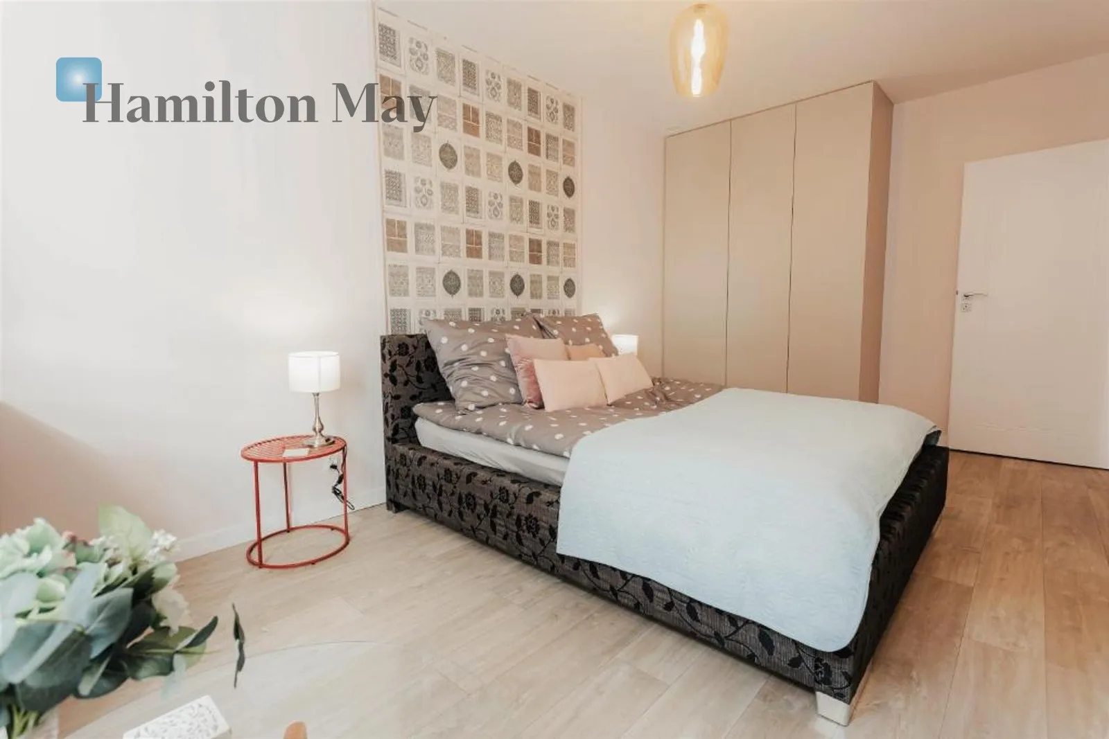 A functional apartment in the Old Town, perfect for investment - slider