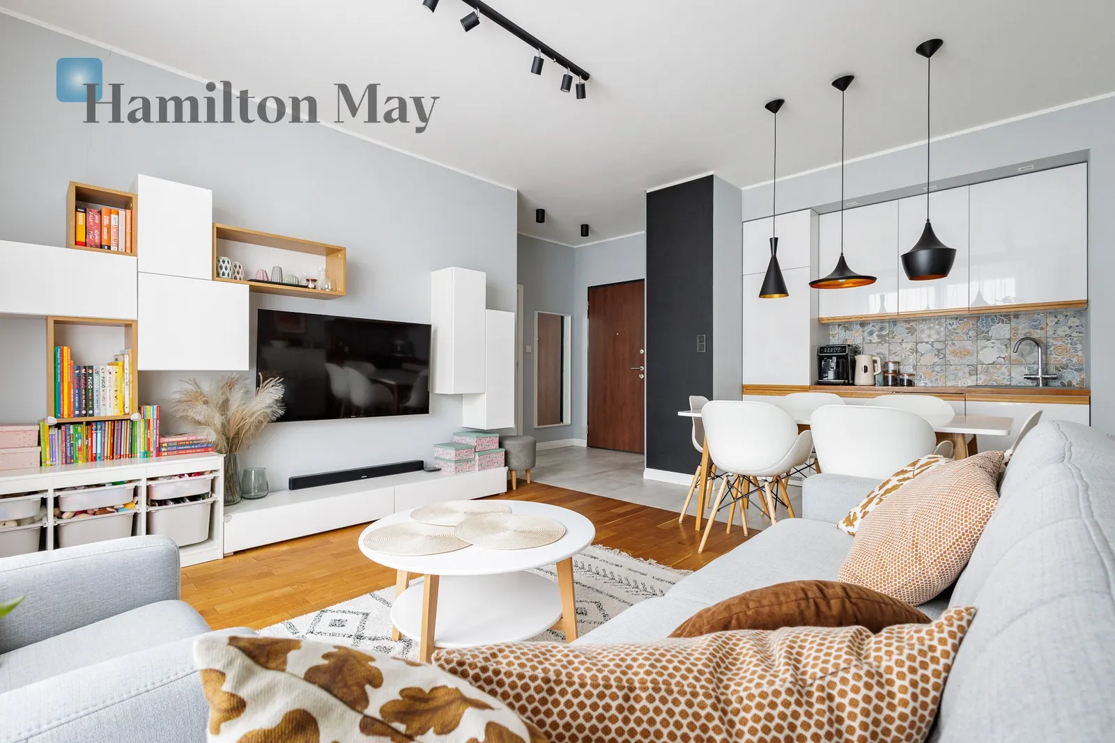 2-room apartment with a large balcony | Park Wola Residence | Wola – Odolany - slider