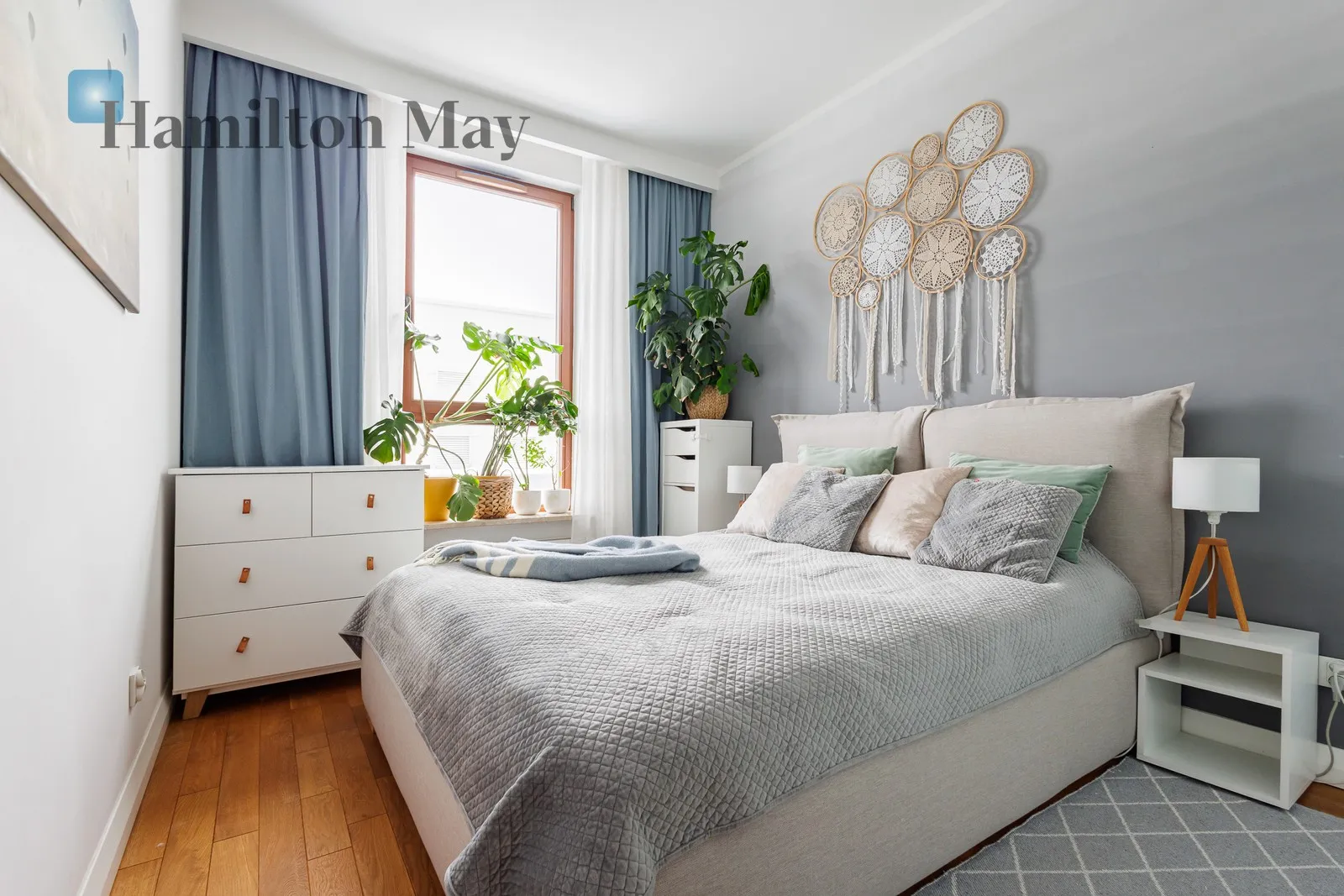 2-room apartment with a large balcony | Park Wola Residence | Wola – Odolany - slider