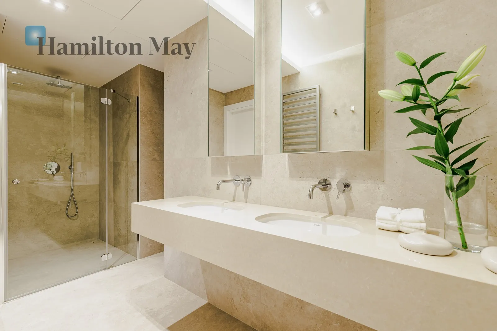 Region: Wola Subregion: Mirów Distance to centre: 1.58 km Level: 27 Price: 30000 PLN Bedrooms: 3 Bathrooms: 3 - slider