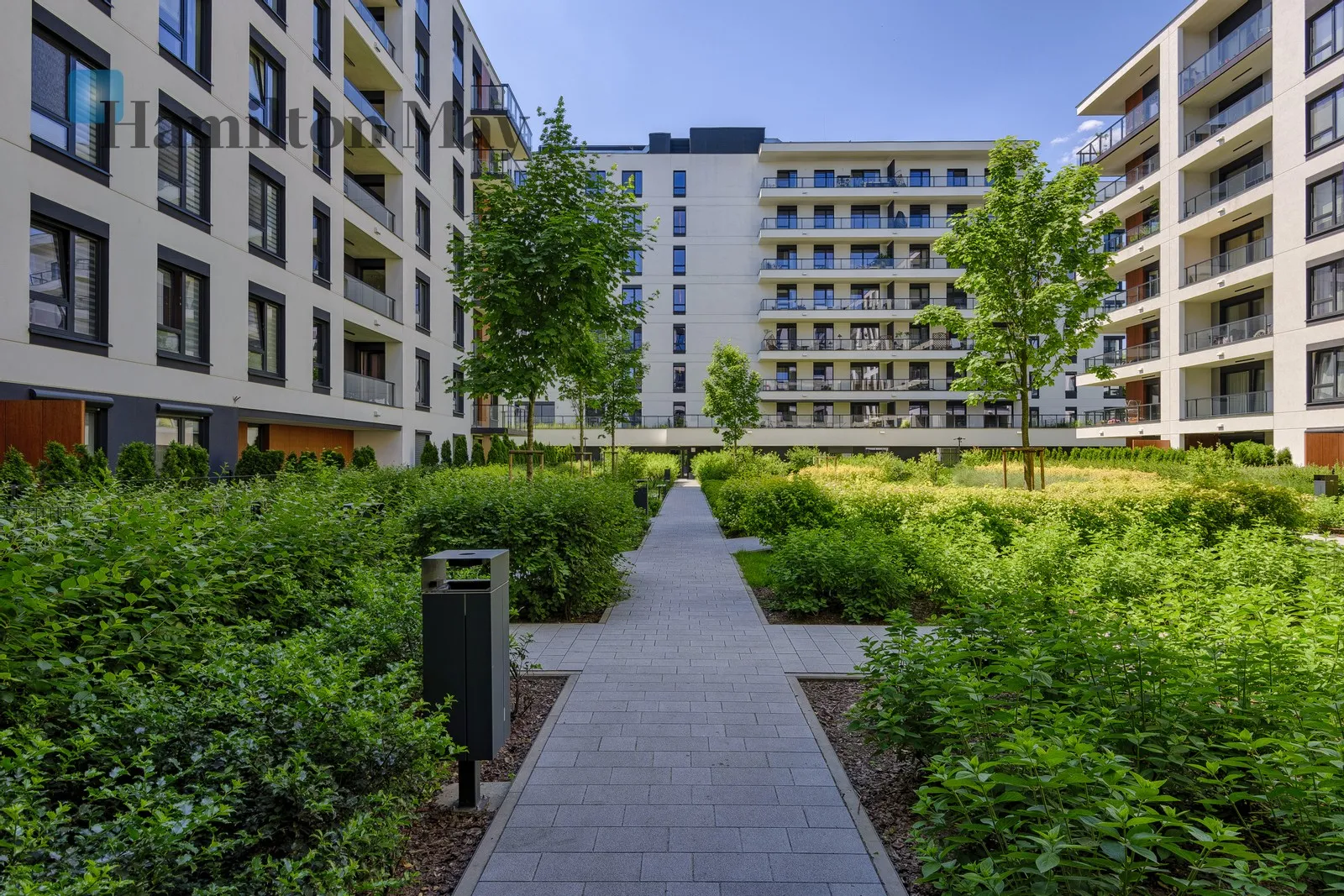 Subregion: Wyględów Distance to centre: 4.25 km Level: 4 Price: 3000000 PLN - slider