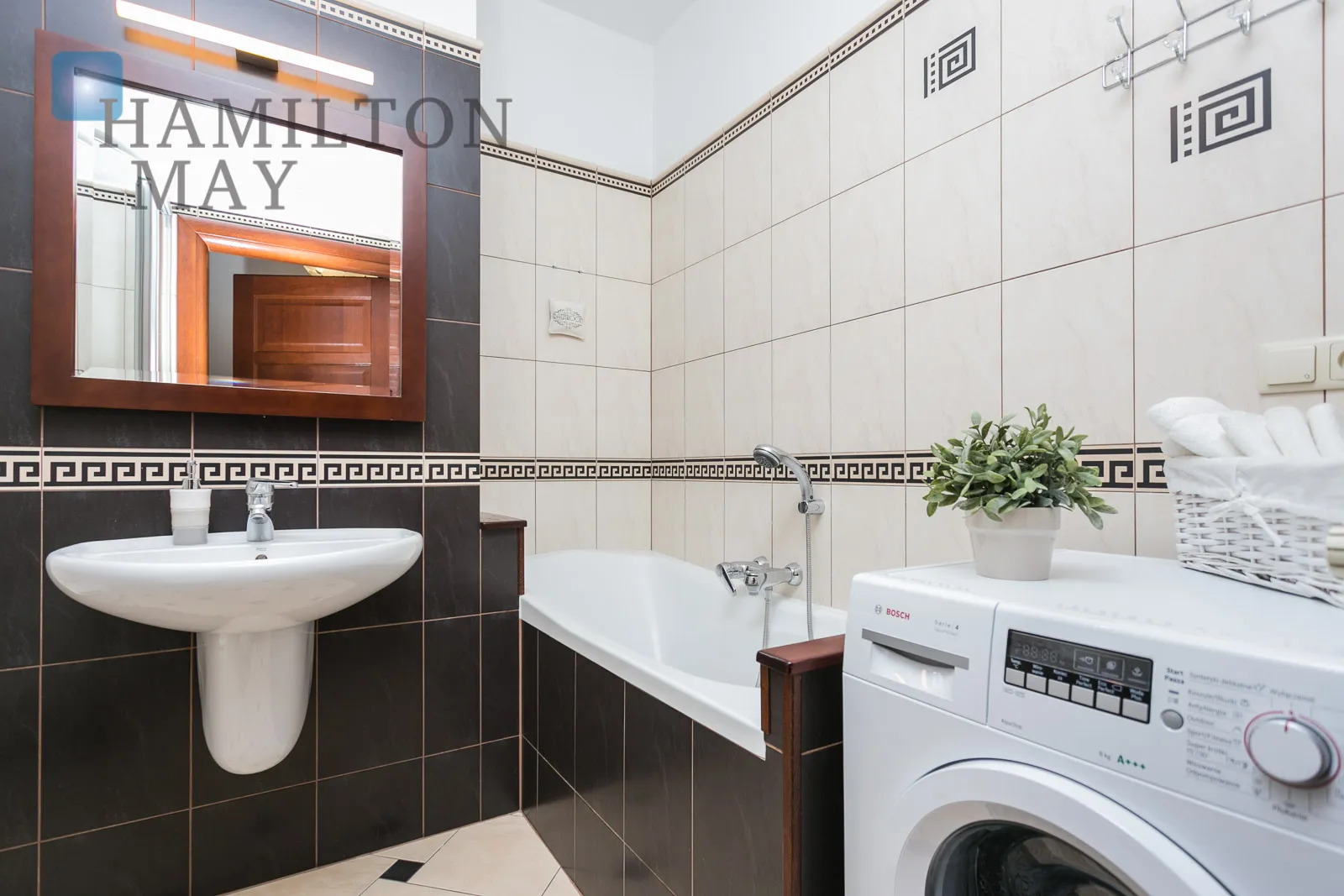 A two bedroom apartment in the prestigious Eko Park investment - slider