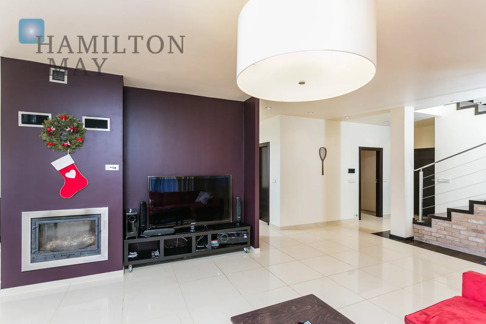 Atrakcyjny dom w zabudowie bliźniaczej na zamkniętym osiedlu na Wilanowie - slider