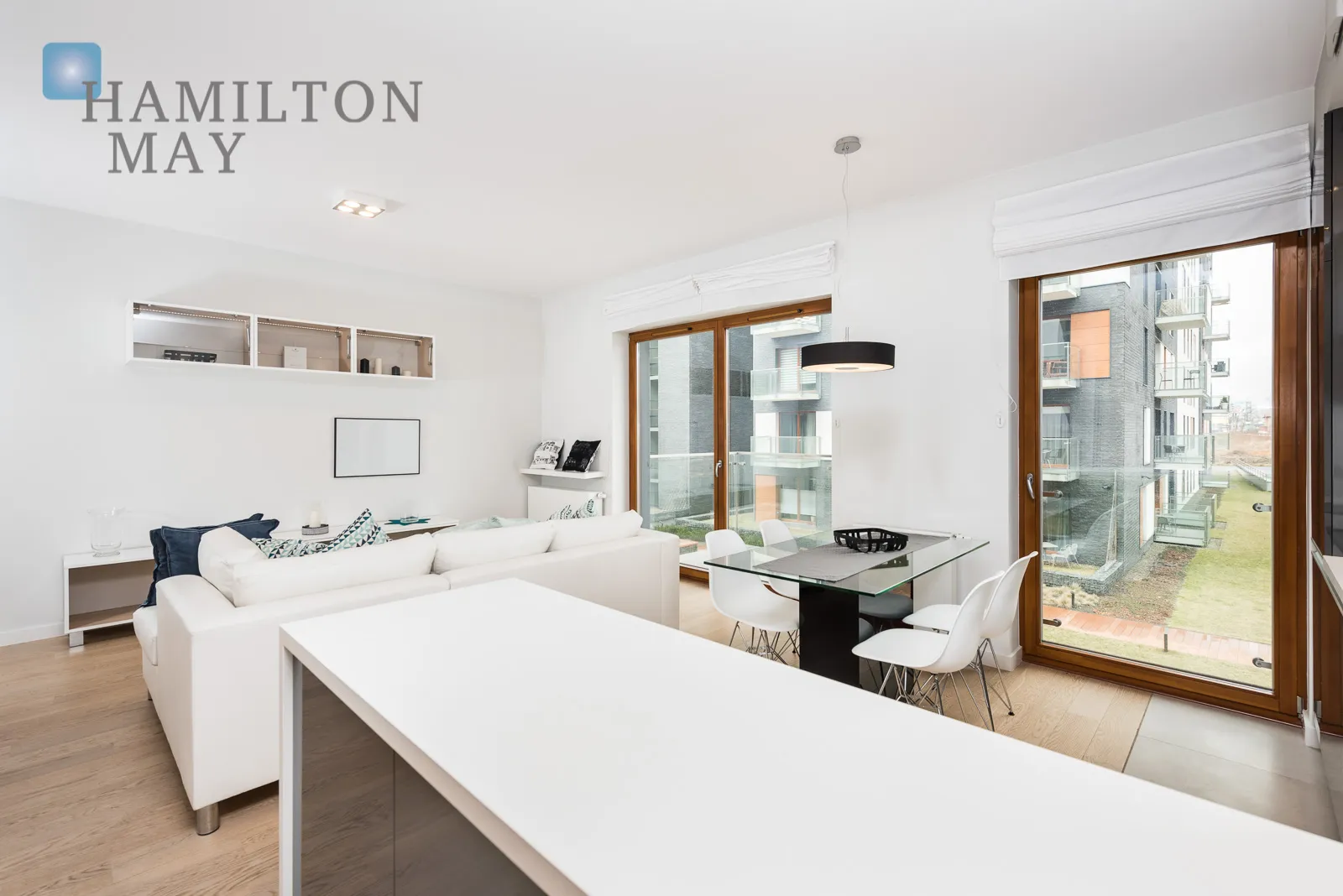 Ekskluzywny apartament z balkonem w sercu Krakowa - slider