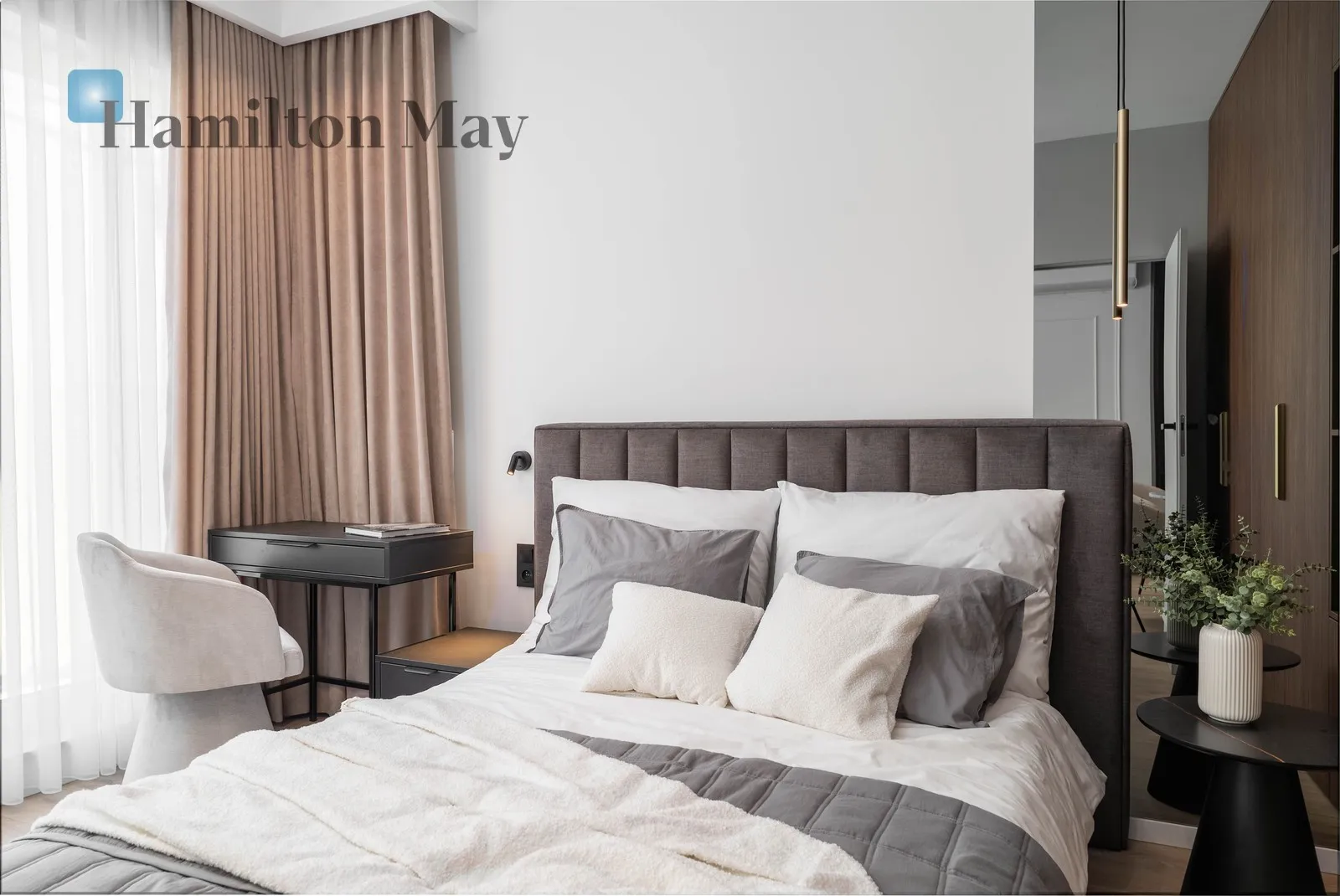 New, high-standard apartment in the center of Krakow - slider