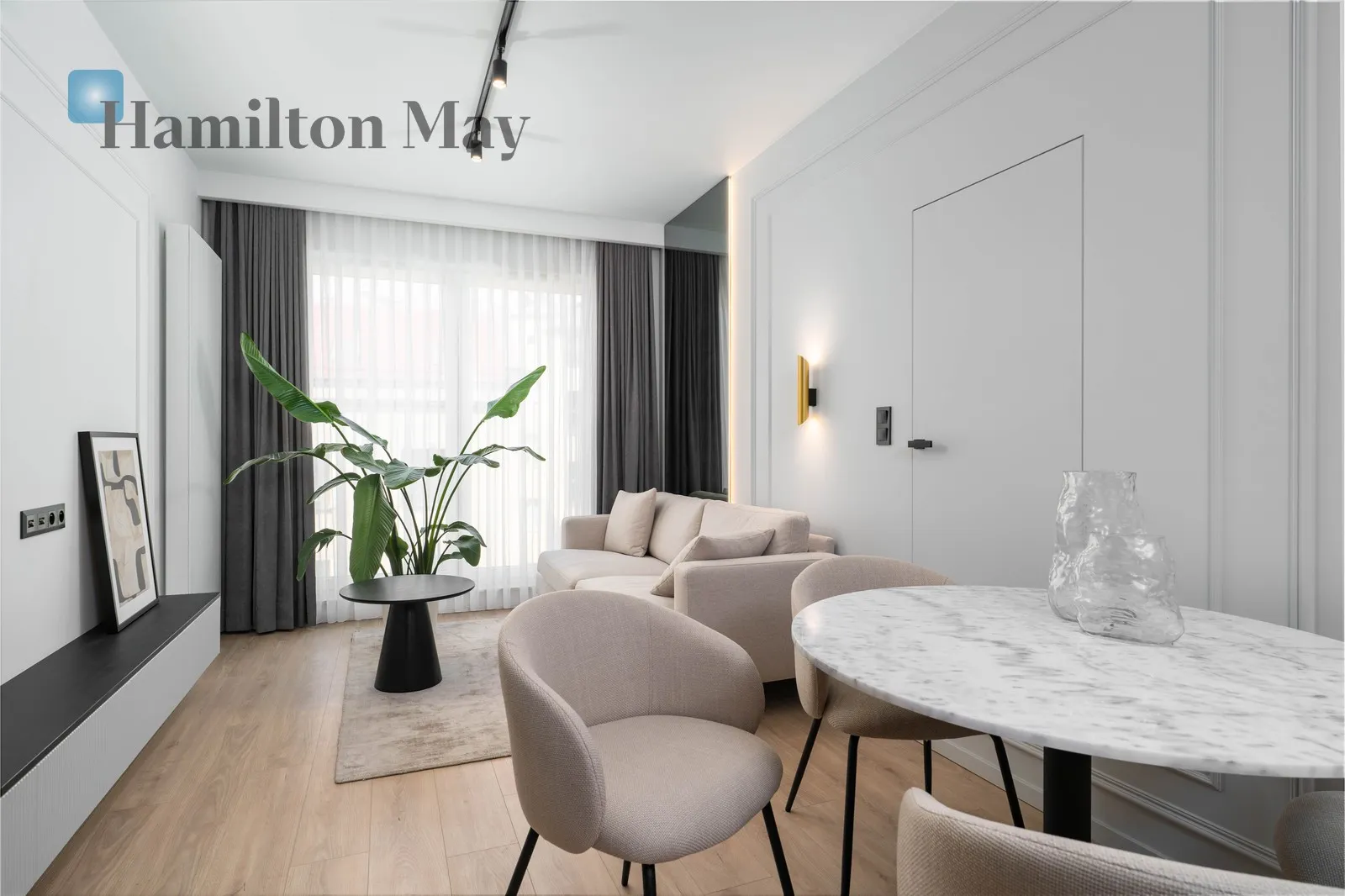 New, high-standard apartment in the center of Krakow - slider