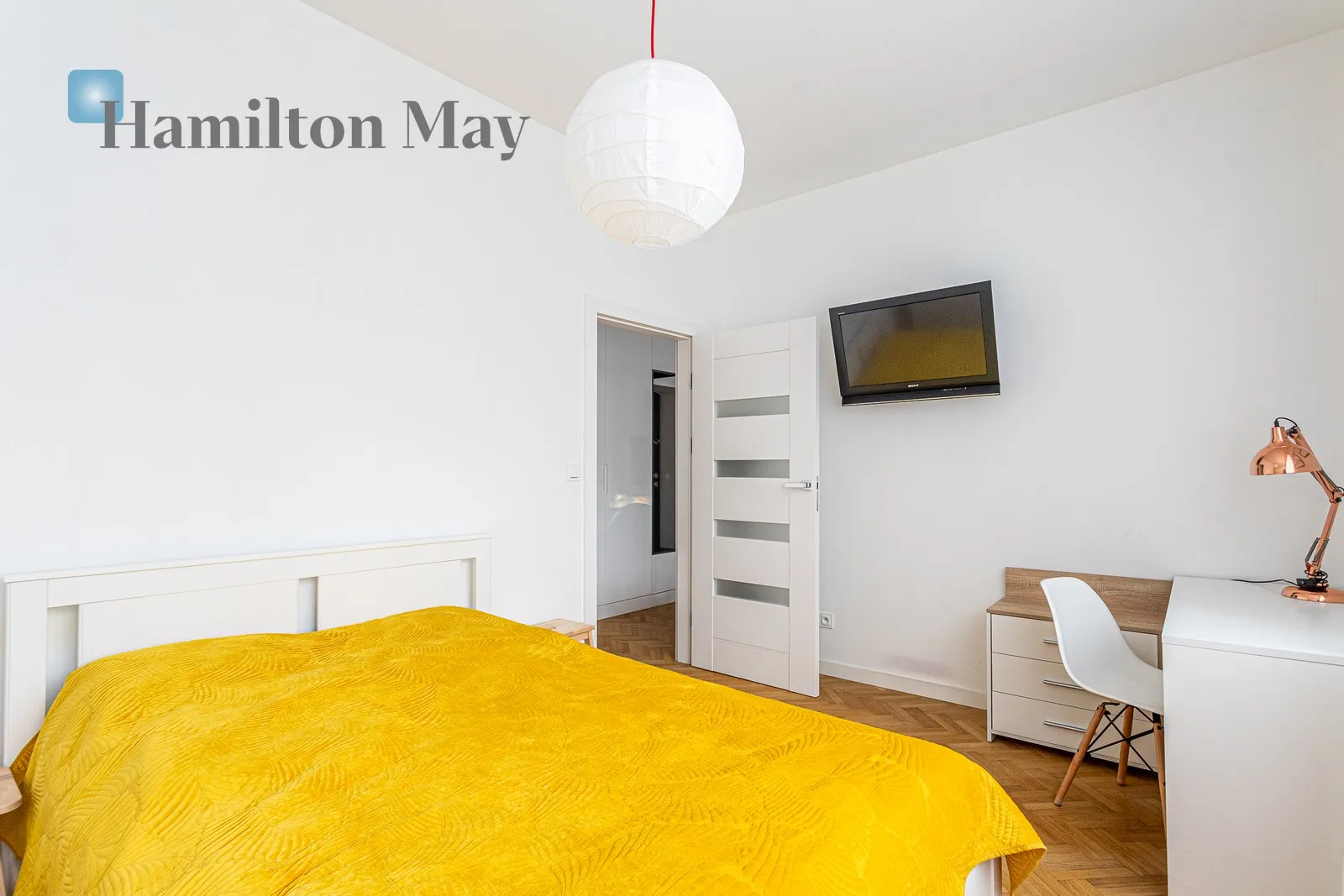 Subregion: Czyste Distance to centre: 2.15 km Level: 1 Price: 5500 PLN Bedrooms: 1 Bathrooms: 1 Size: 46m2 Price/m2: 120 PLN - slider