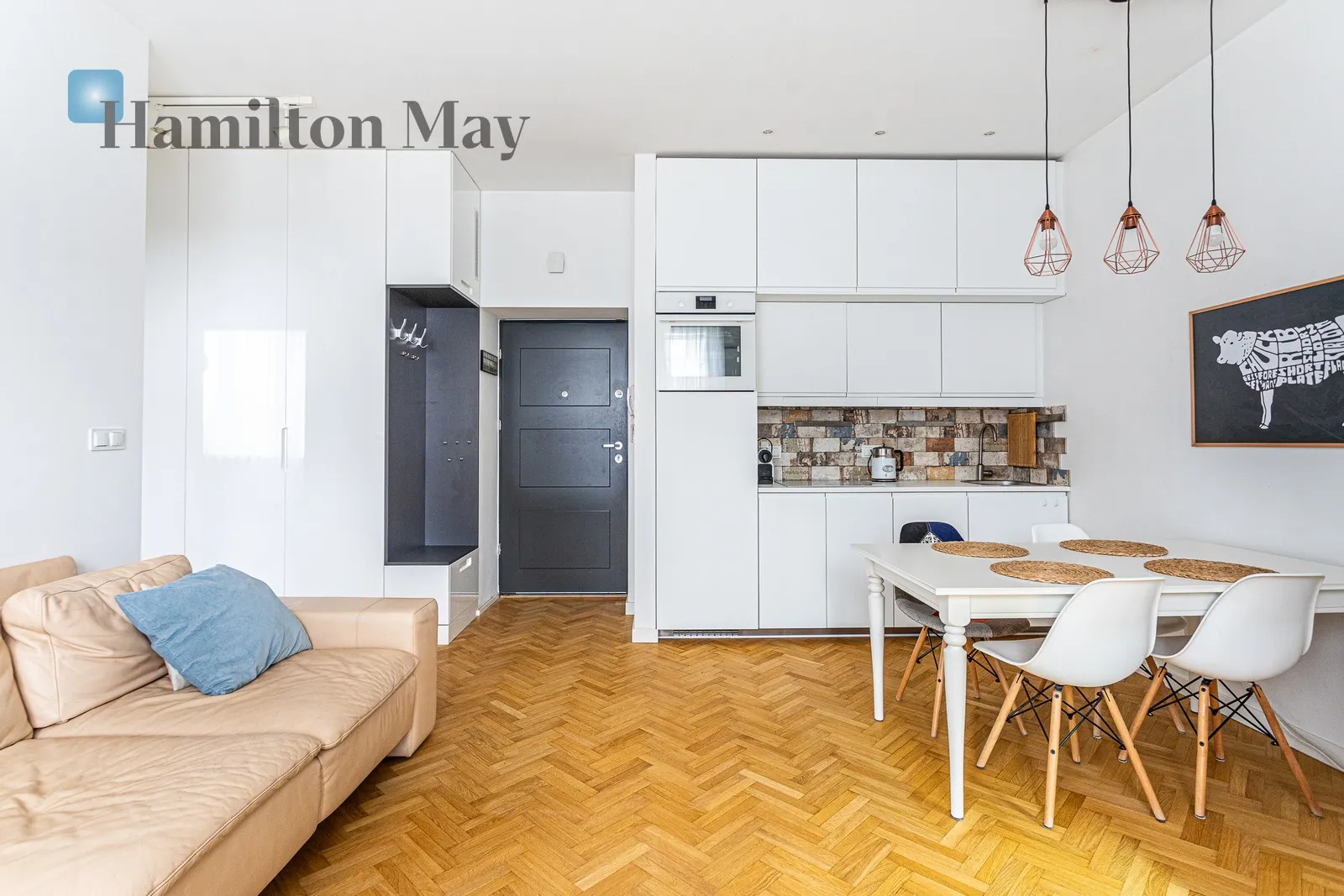 Street: Ogrodowa Region: Wola Subregion: Czyste Distance to centre: 2.15 km Level: 1 Price: 5500 PLN Bedrooms: 1 Bathrooms: 1 Size: 46m2 Price/m2: 120 PLN - slider