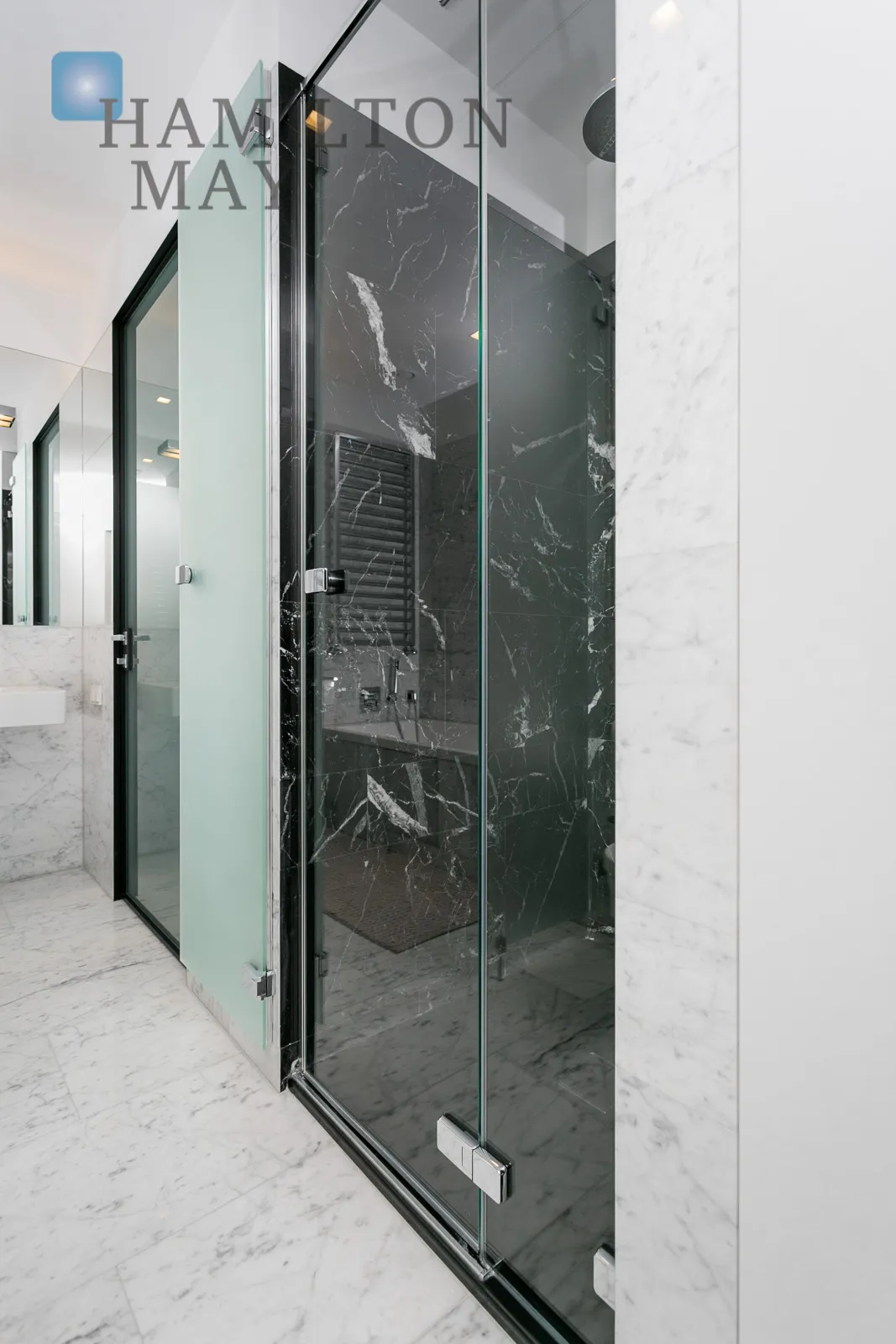 Ekskluzywny apartament z widokiem na centrum Warszawy - slider