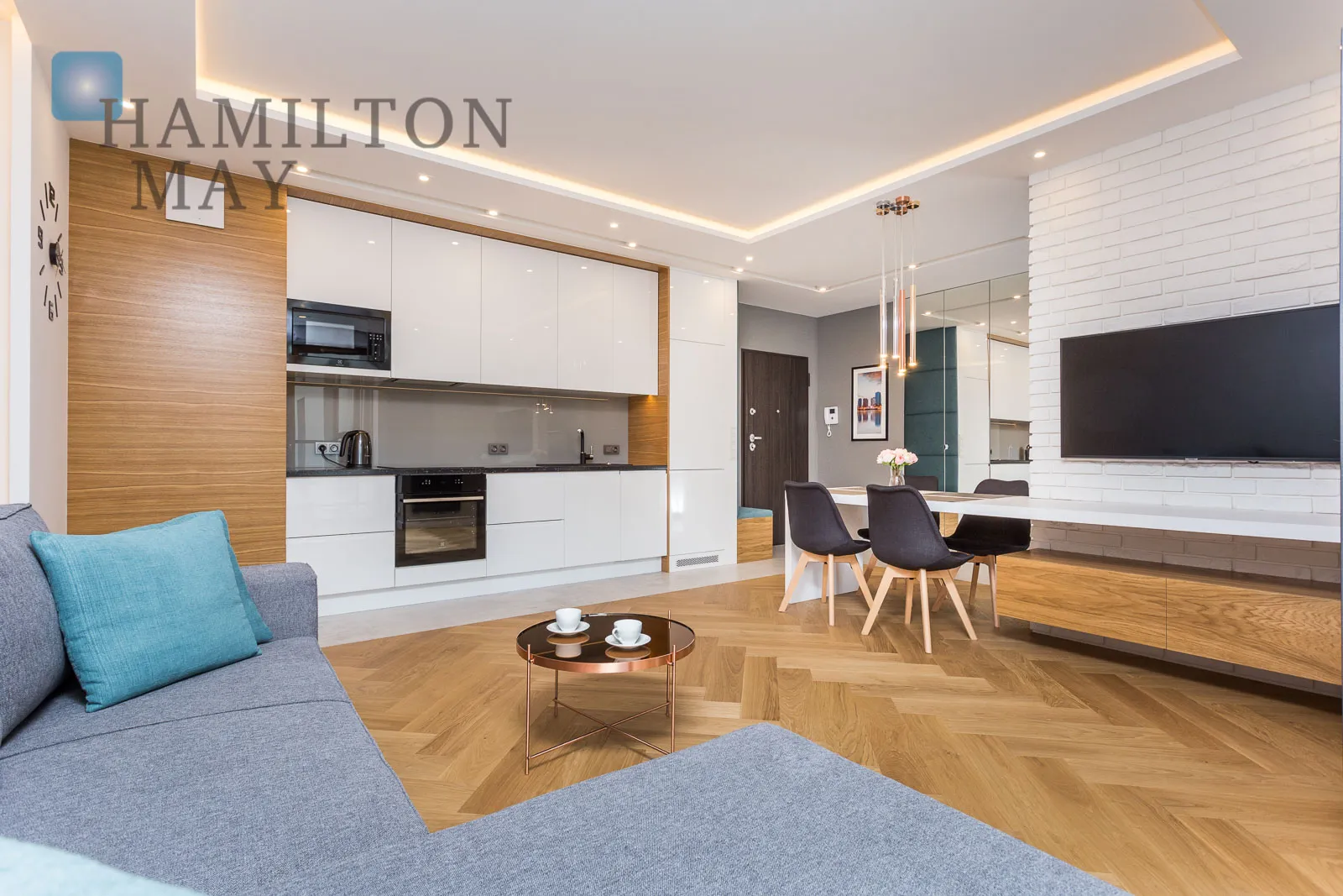 Two-room apartment in the Grzybowska 85 development - slider