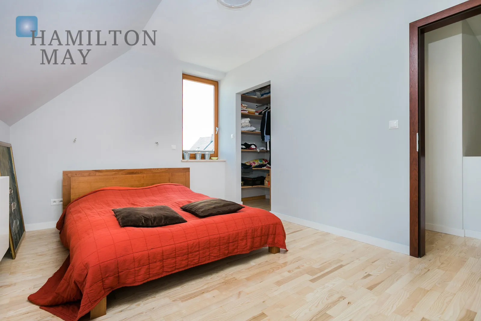 Сучасний будинок у престижній забудові Parkowe Wzgórze - slider