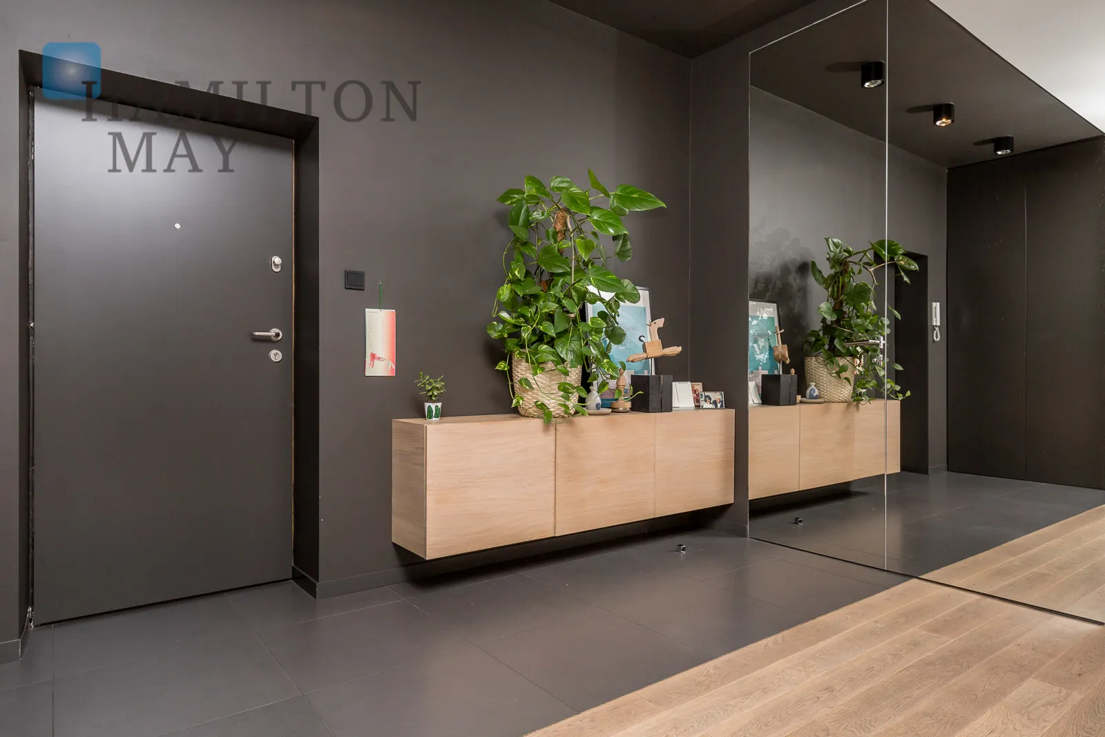 Spacious apartment by the Dreszera Park - slider