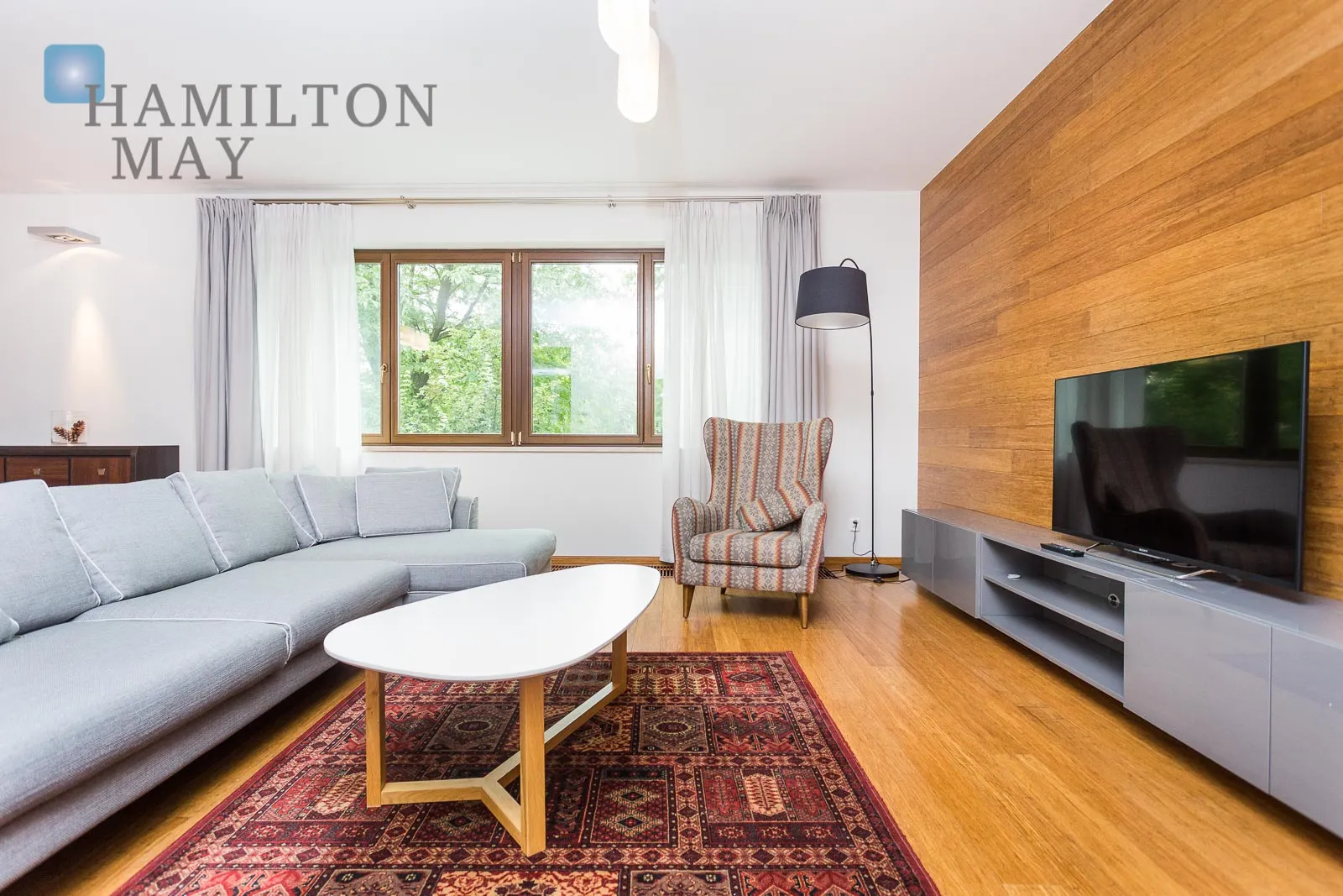 A luxurious apartment in one of the most beautiful places in Krakow - slider