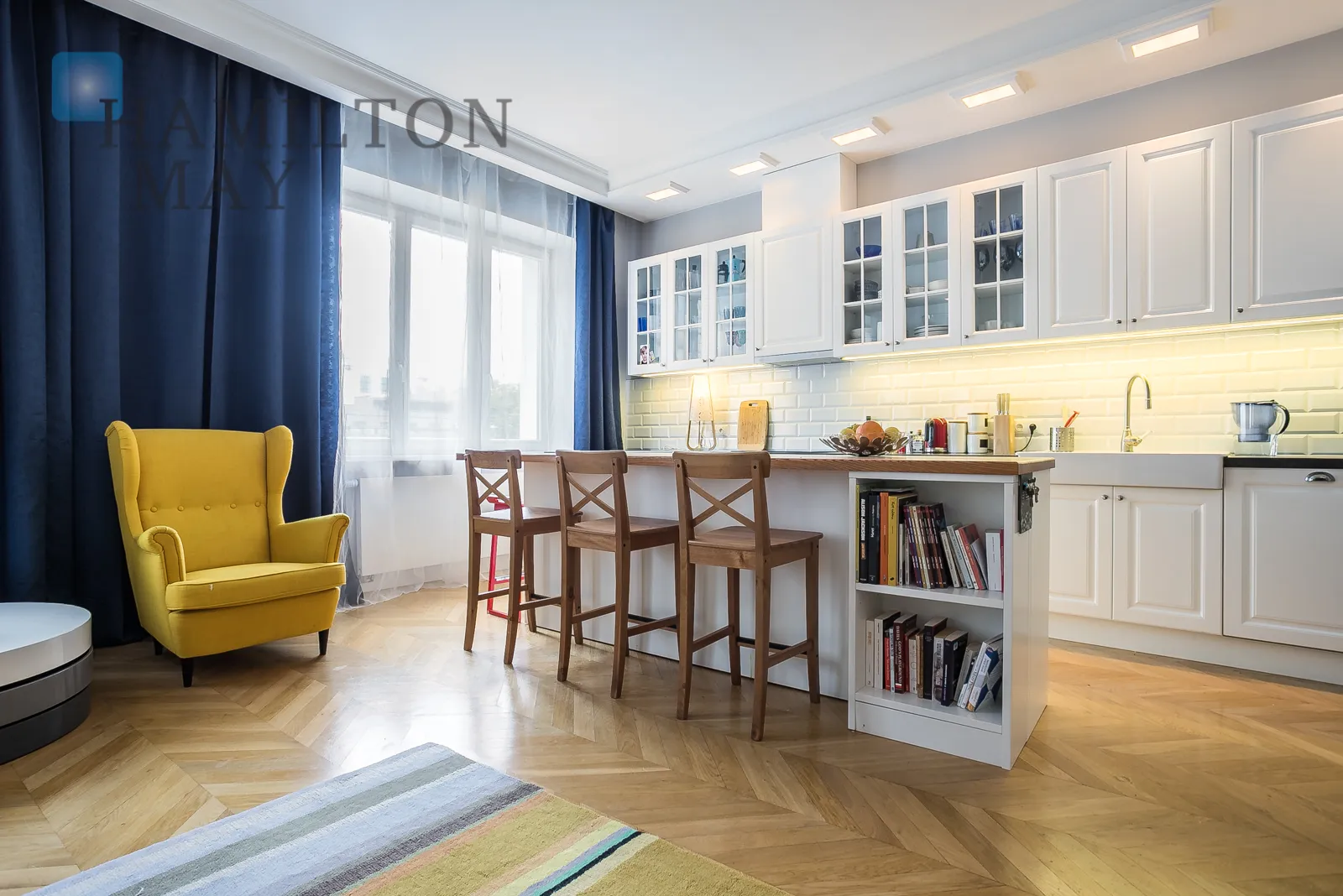 Trzy pokoje | Kamienica | ulica Wspólna  - slider