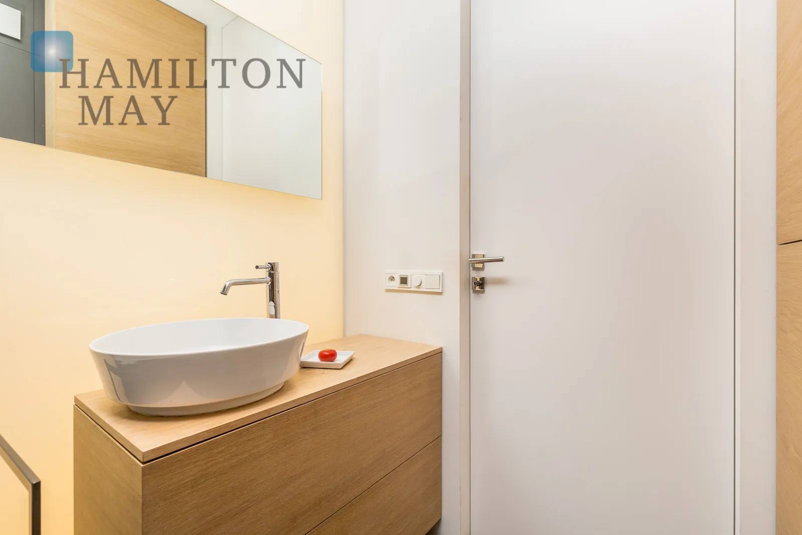 Spacious apartment by the Dreszera Park - slider