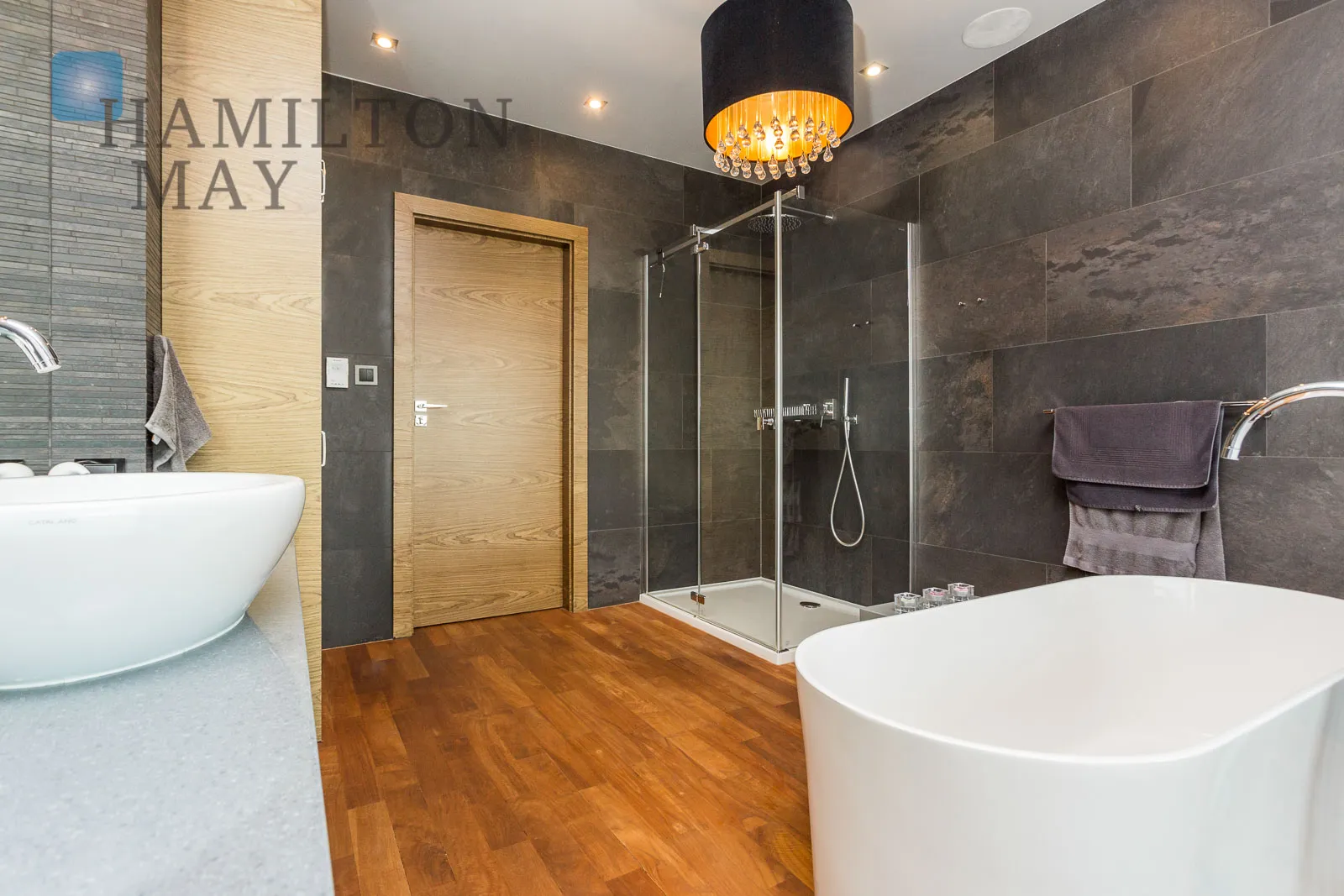 Apartment with a large balcony | near Dworzec Gdański metro - slider