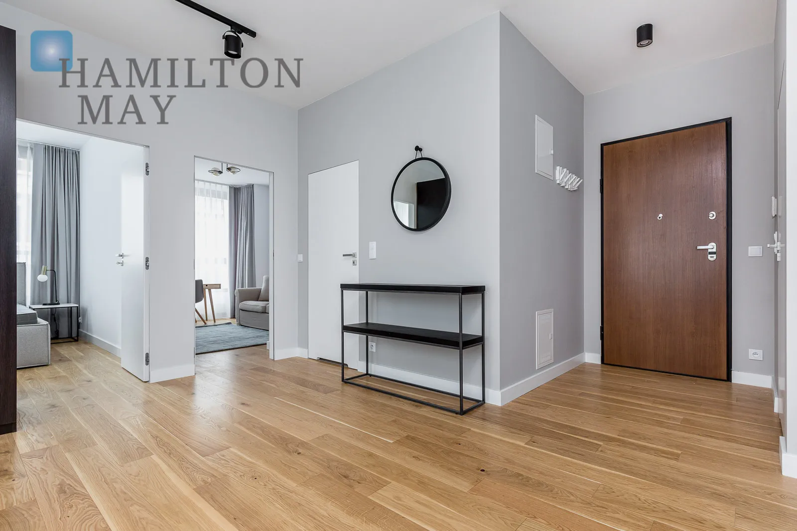 A stylish three-bedroom apartment for rent in Browary Warszawskie - slider