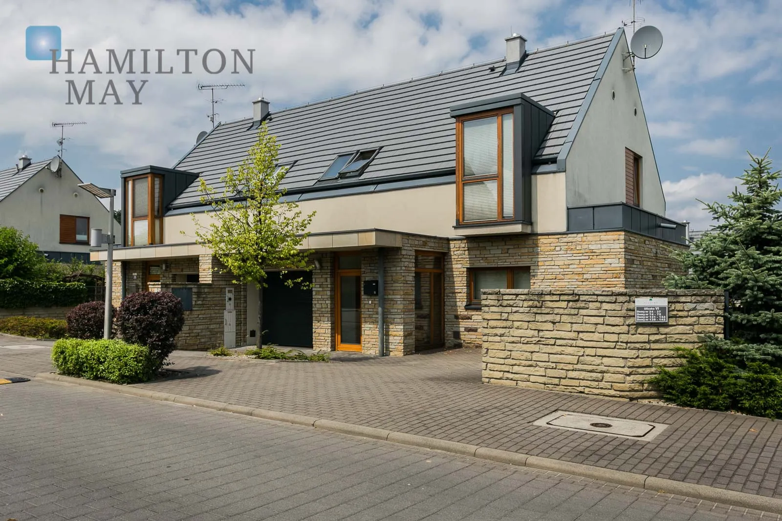 Сучасний будинок у престижній забудові Parkowe Wzgórze - slider