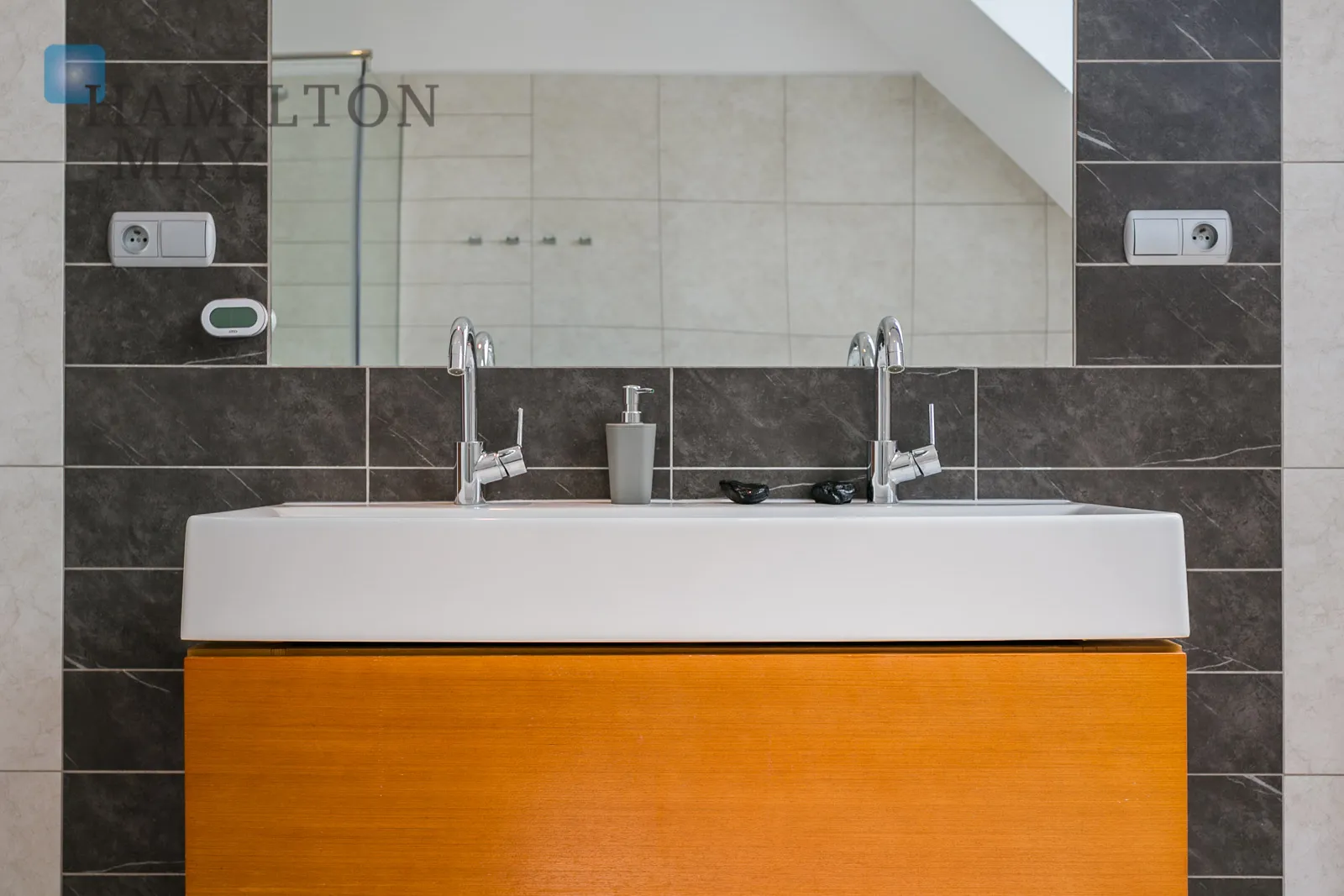 Сучасний будинок у престижній забудові Parkowe Wzgórze - slider