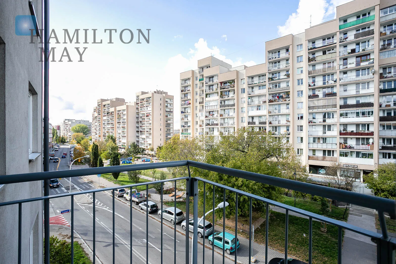 Nowoczesne 4-pokojowe mieszkanie na Pradze - slider