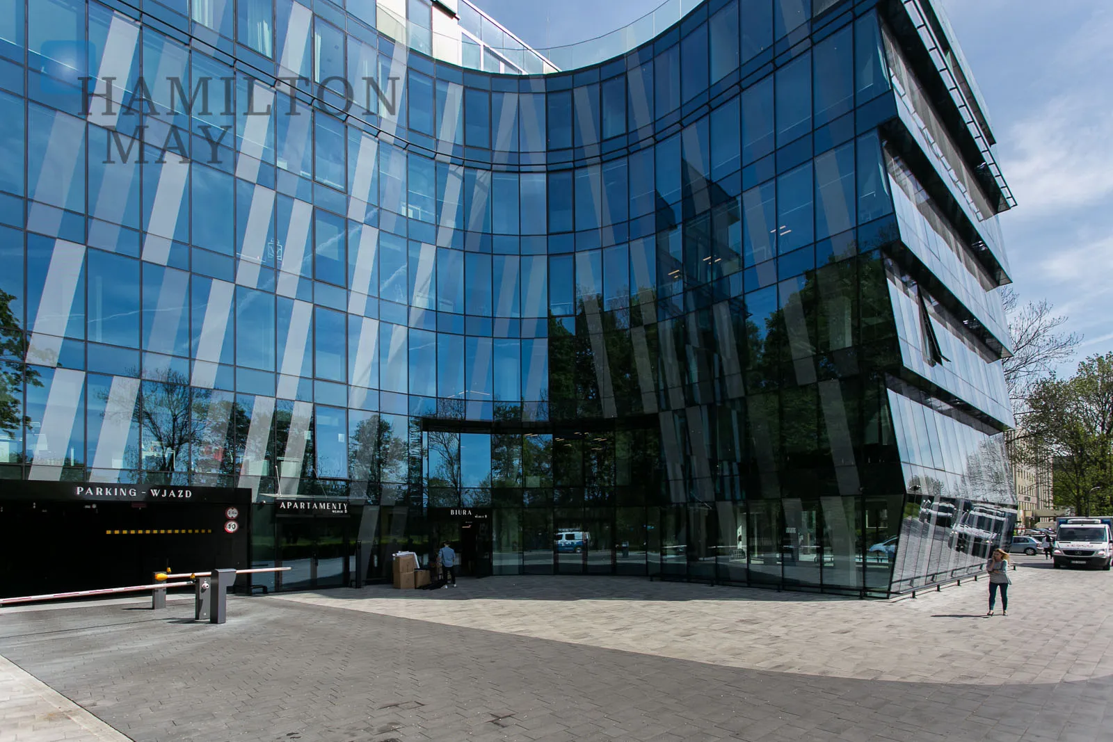 Unique apartment with panoramic views right by iconic Błonia park - slider