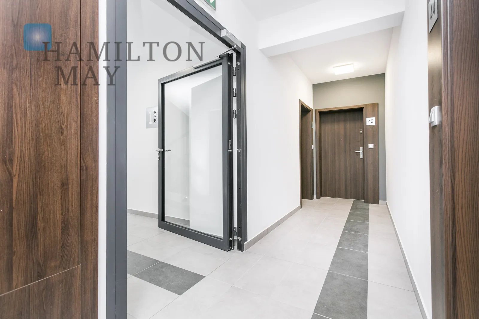 An extraordinary apartment with a large terrace and a beautiful view, in the investment - Dom pod Wilgą - slider