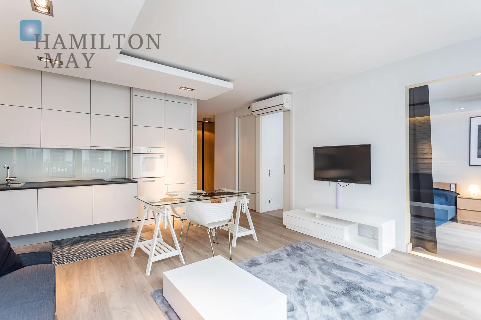Dwupokojowy, luksusowy apartament w eleganckiej inwestycji Restaura Górskiego - slider