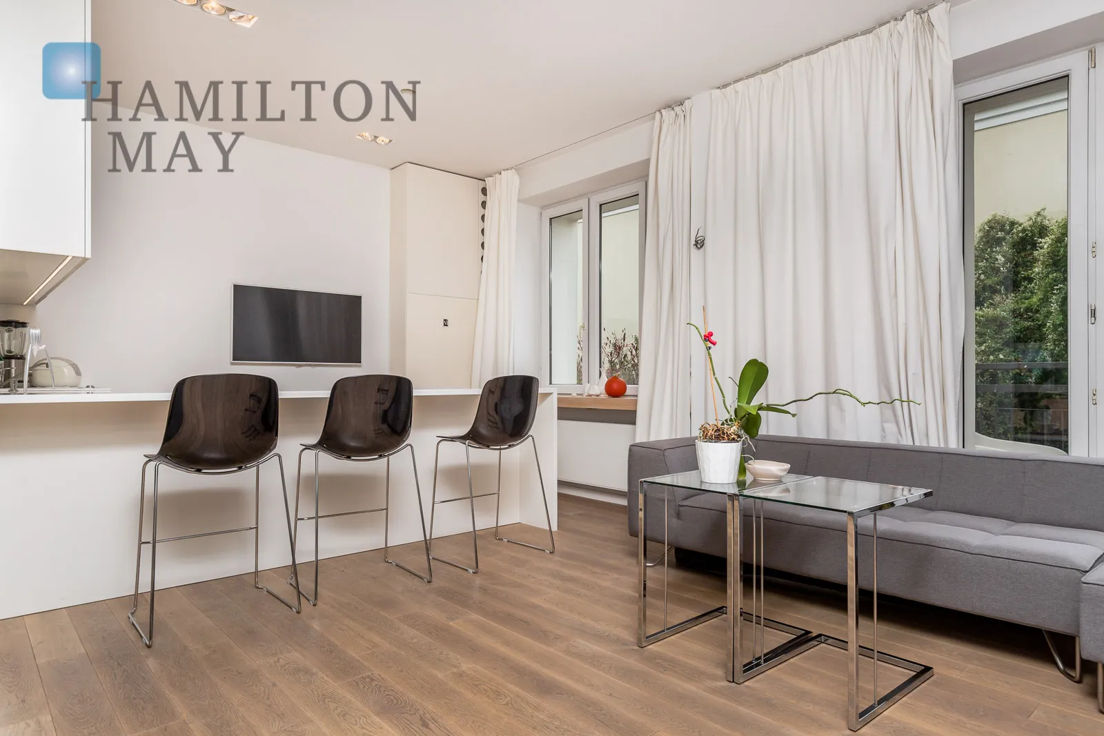 Spacious apartment by the Dreszera Park - slider