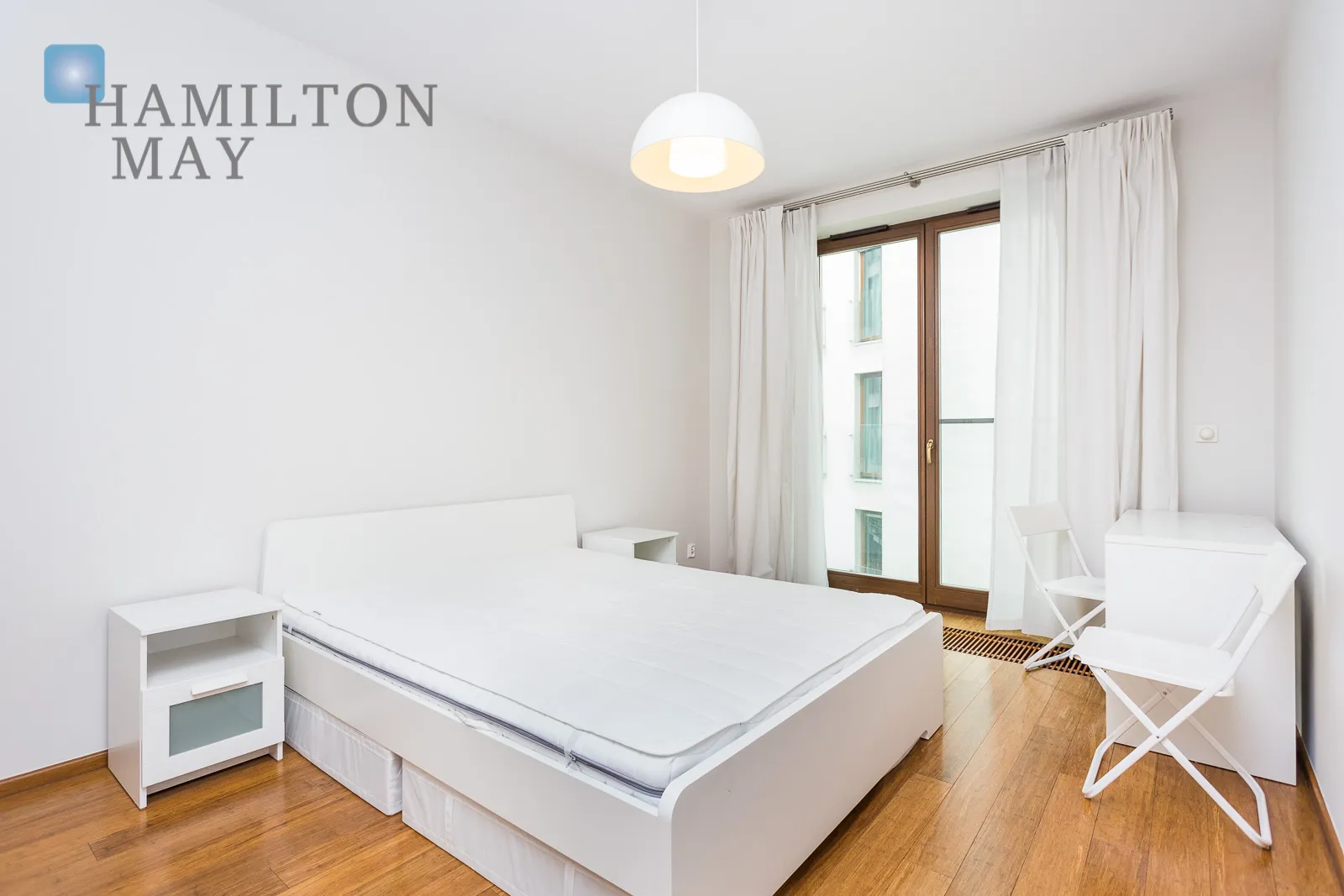 A luxurious apartment in one of the most beautiful places in Krakow - slider