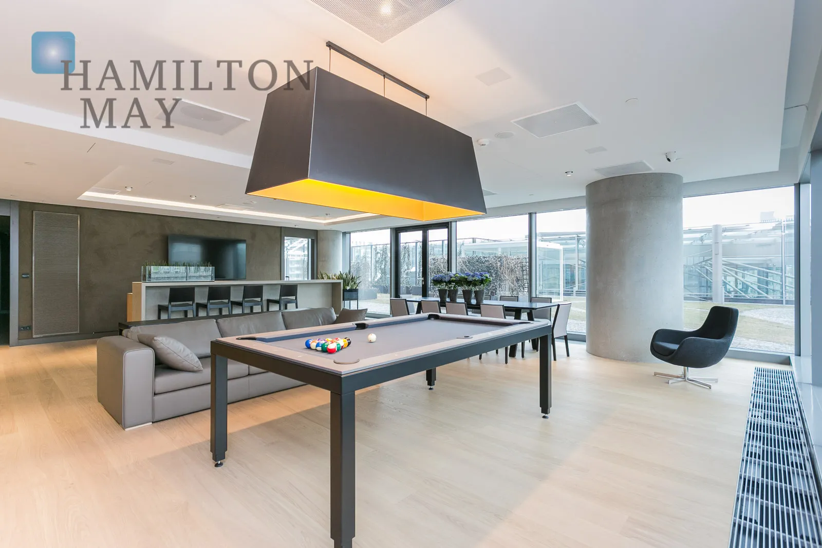 Luxury apartment in Cosmopolitan with panoramic city views - slider