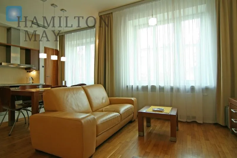 Modern two bedroom apartment in a great location - slider