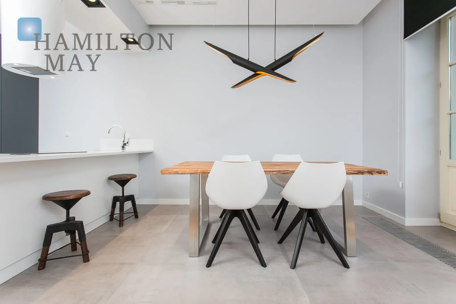 Здається в оренду абсолютно нова двокімнатна квартира з гаражем у престижному житловому комплексі Angel Wawel - slider